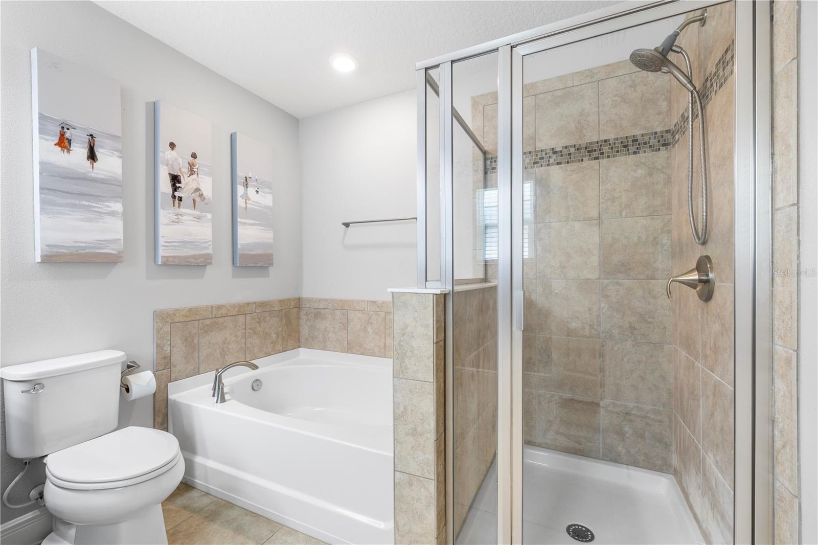 Image 32 of 49 For 8048 Artisan Circle