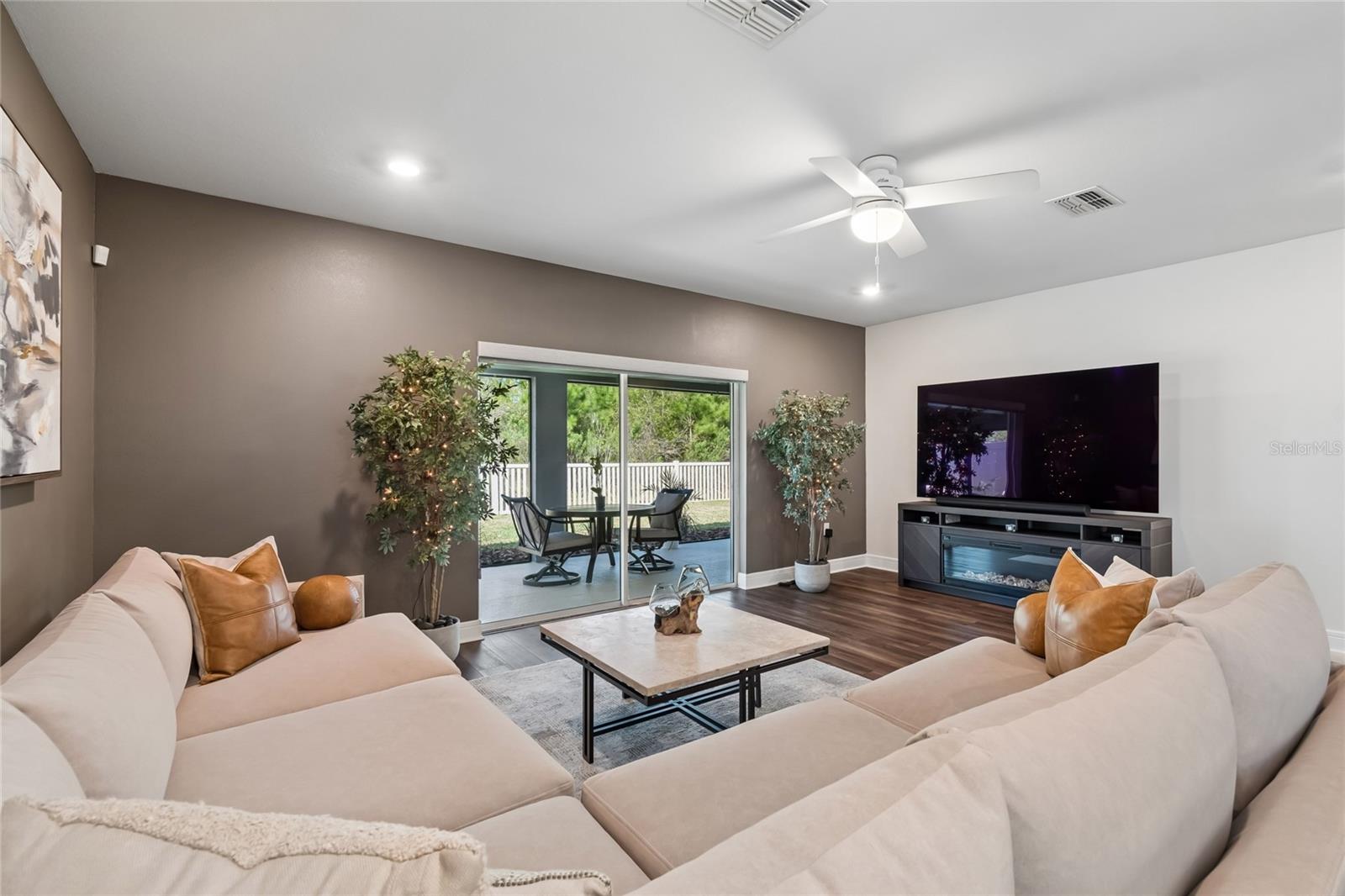 Image 22 of 43 For 30155 Merilee Place