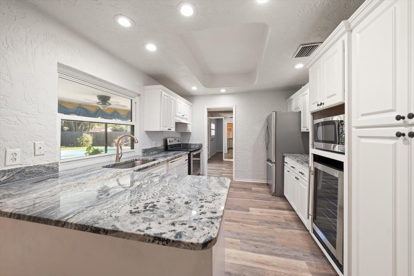 Image 13 of 31 For 1221 Magdalene Grove Avenue