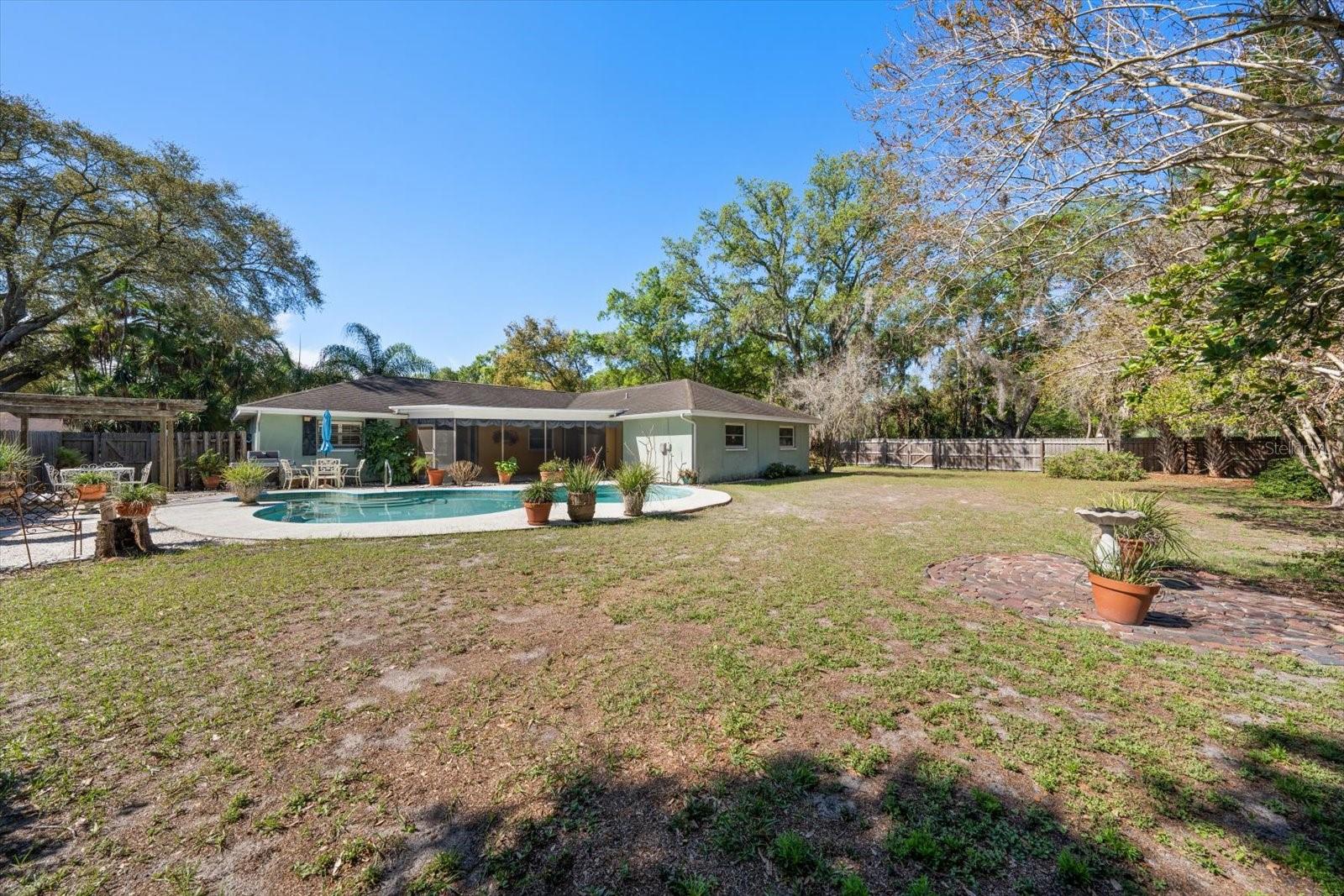 Image 27 of 31 For 1221 Magdalene Grove Avenue