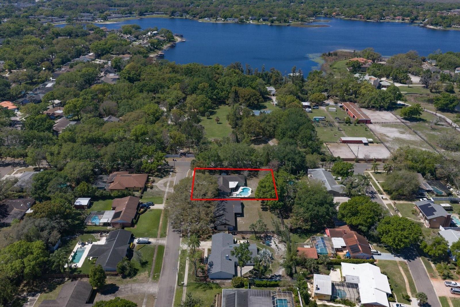 Image 7 of 31 For 1221 Magdalene Grove Avenue