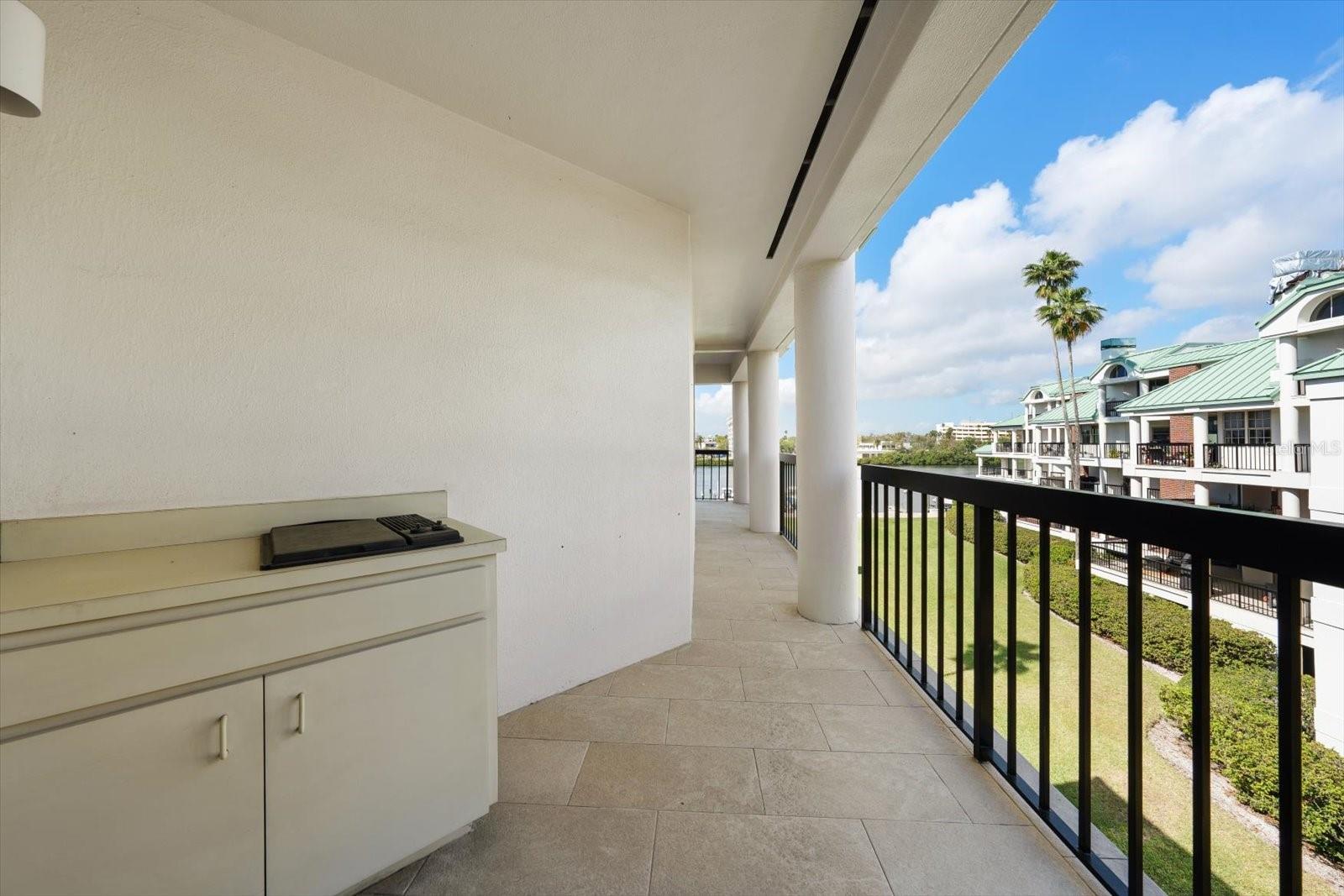 Image 13 of 62 For 947 Seddon Cove Way 947