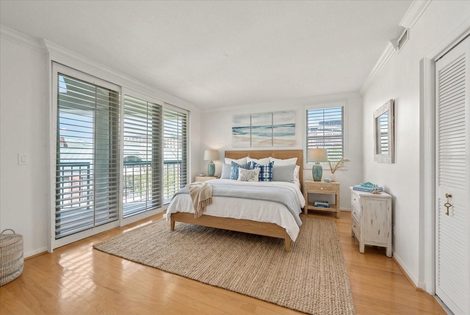 Image 19 of 62 For 947 Seddon Cove Way 947