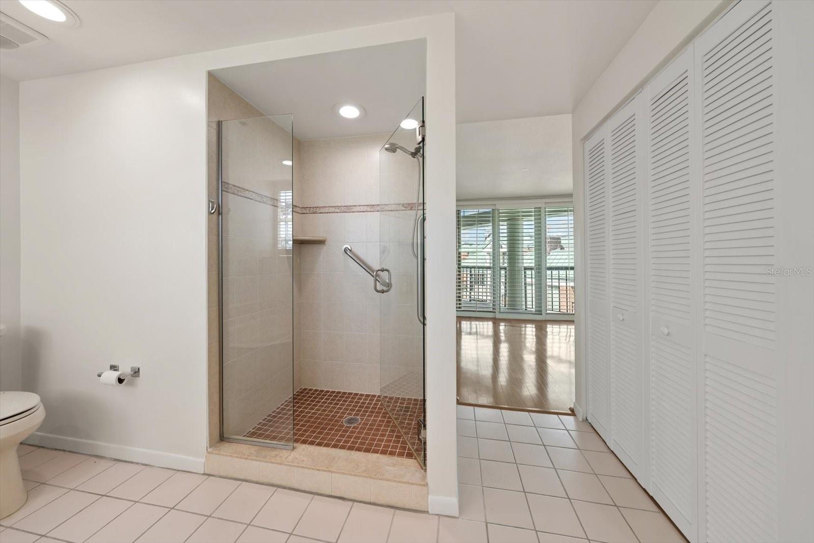 Image 27 of 62 For 947 Seddon Cove Way 947