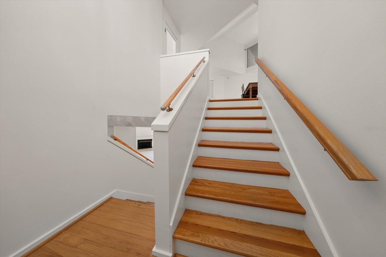 Image 37 of 62 For 947 Seddon Cove Way 947