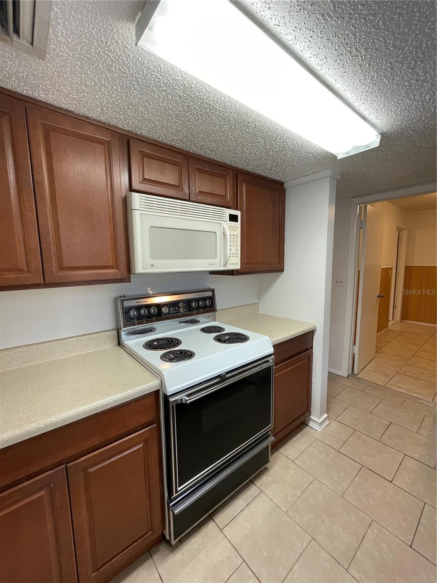 Image 8 of 18 For 27644 Green Willow Run