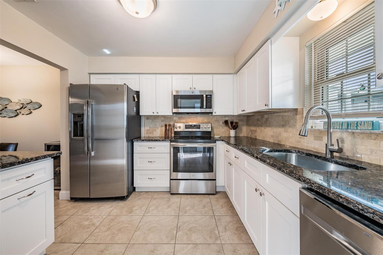 Image 9 of 32 For 1706 Belleair Forest Drive 220