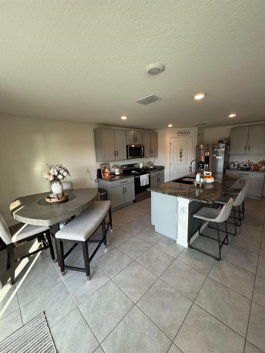 Image 12 of 32 For 10662 Chippewa Drive