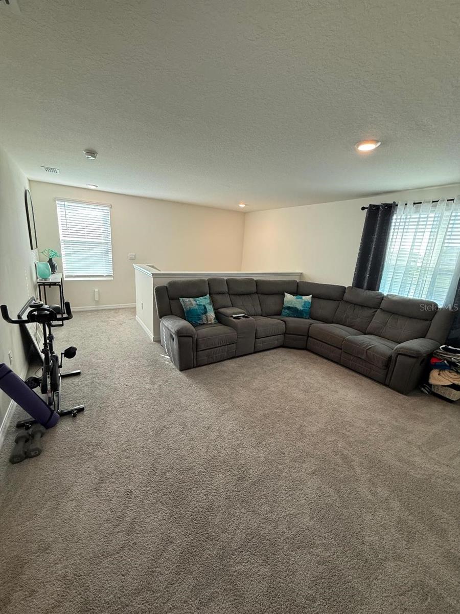 Image 17 of 32 For 10662 Chippewa Drive