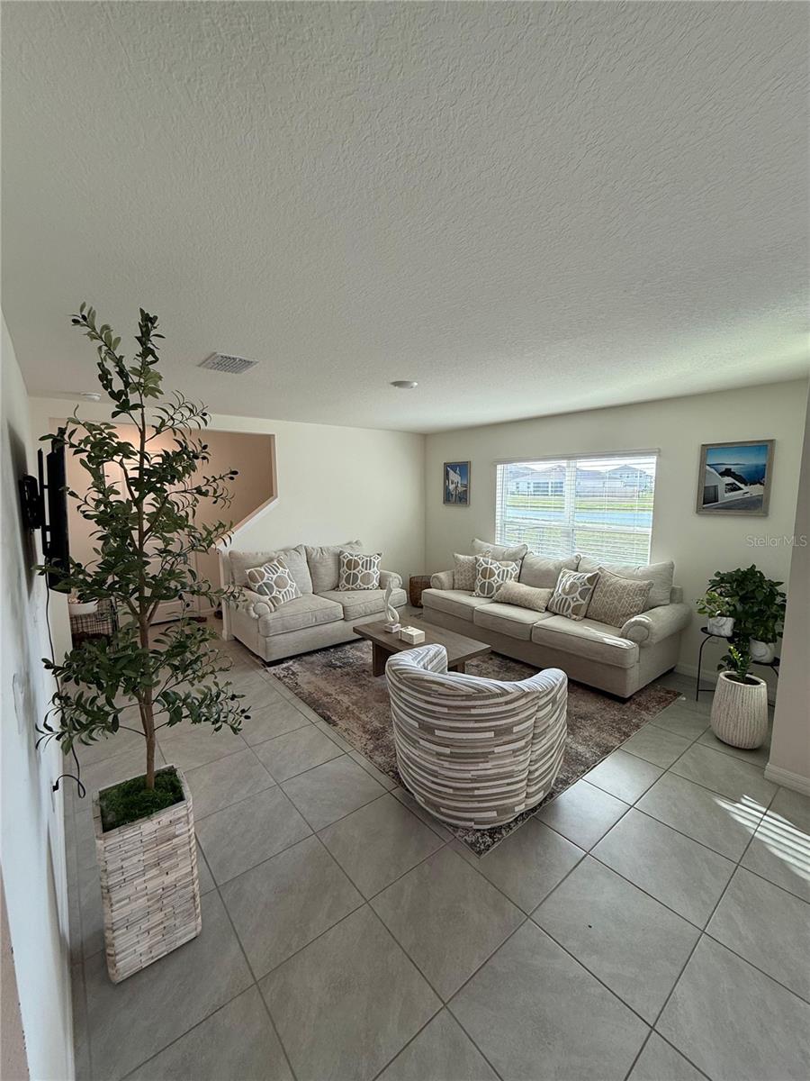 Image 5 of 32 For 10662 Chippewa Drive