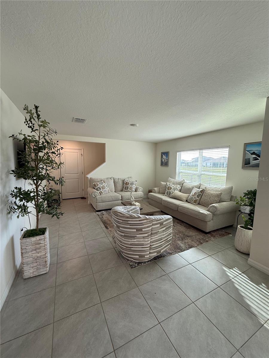 Image 6 of 32 For 10662 Chippewa Drive