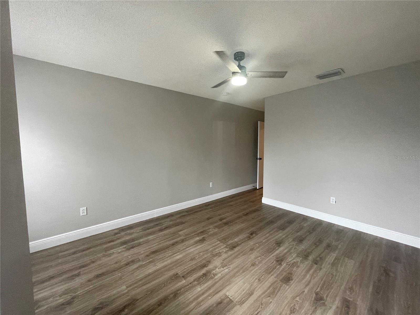 Image 12 of 24 For 2031 Fluorshire Dr