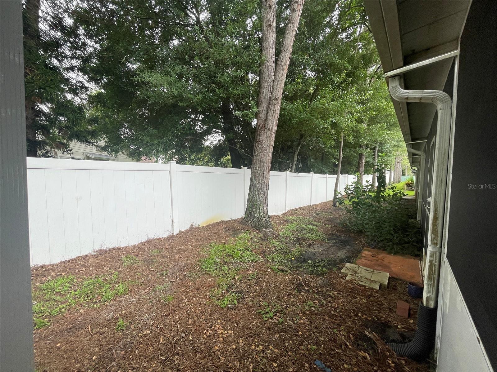 Image 21 of 24 For 2031 Fluorshire Dr