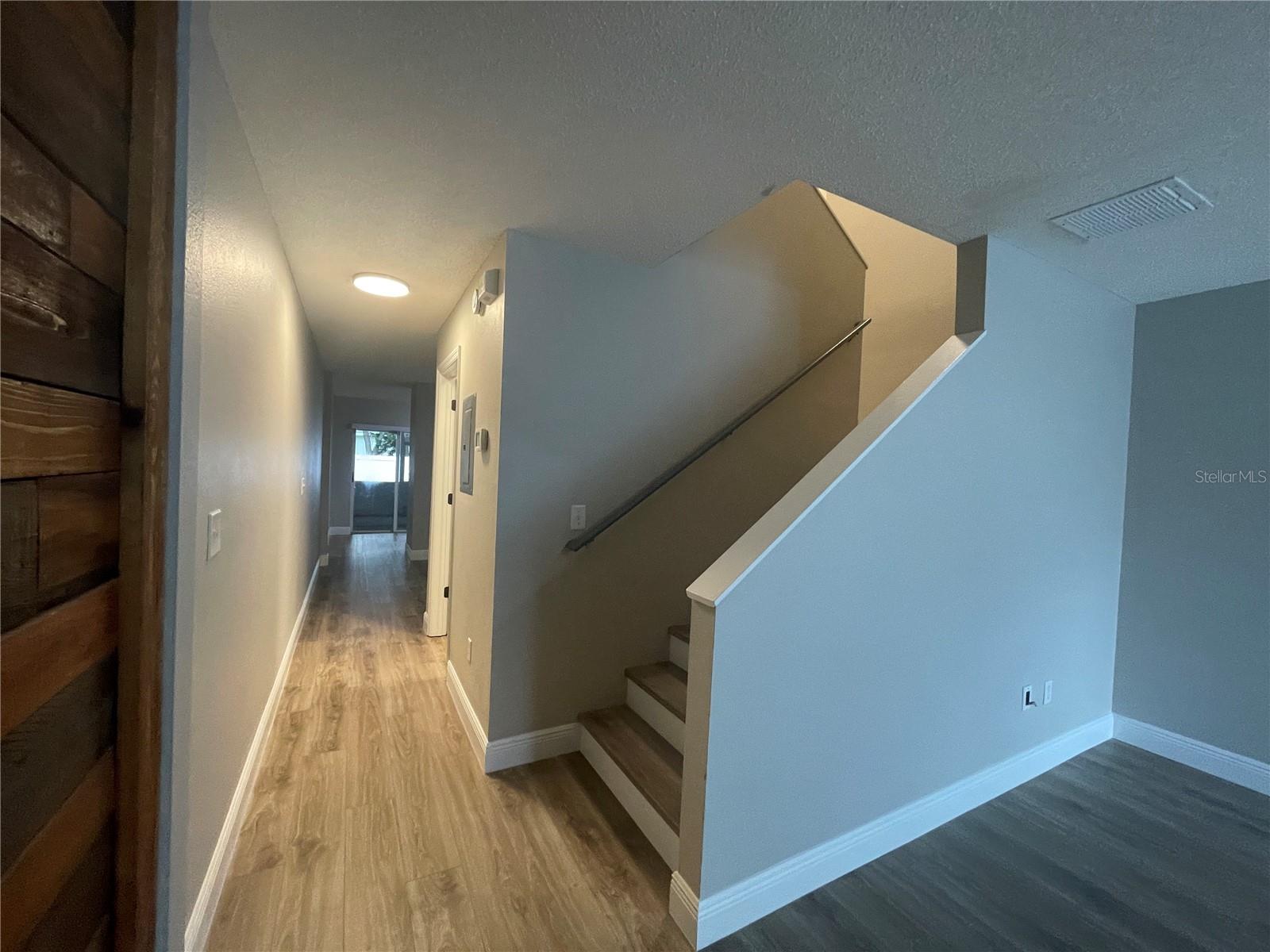 Image 9 of 24 For 2031 Fluorshire Dr