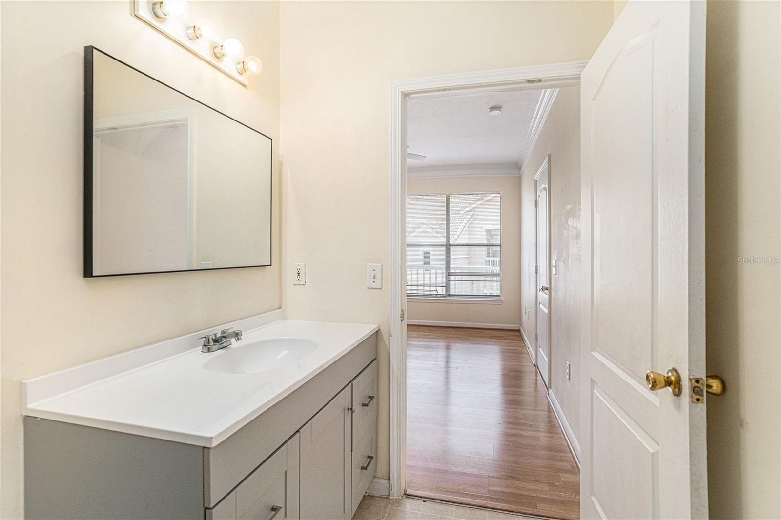 Image 22 of 29 For 10467 Villa View Circle 10467