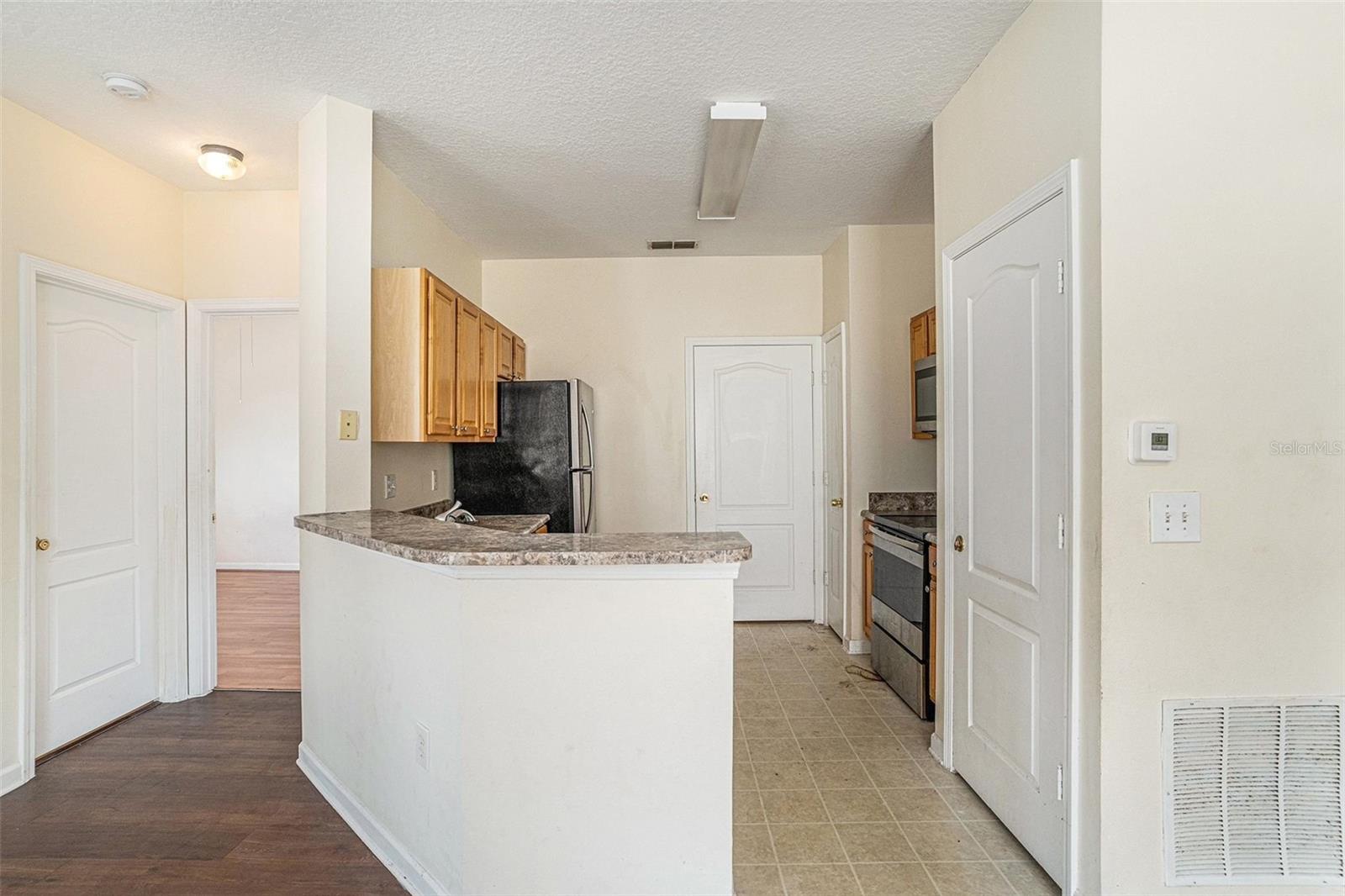 Image 9 of 29 For 10467 Villa View Circle 10467