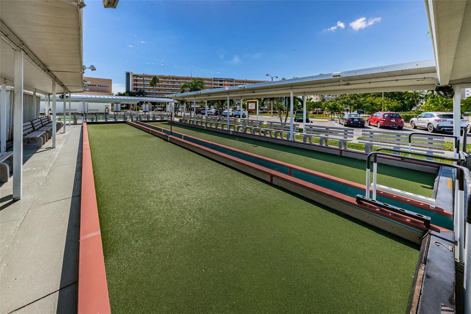 Image 62 of 77 For 5925 Shore Boulevard S 409