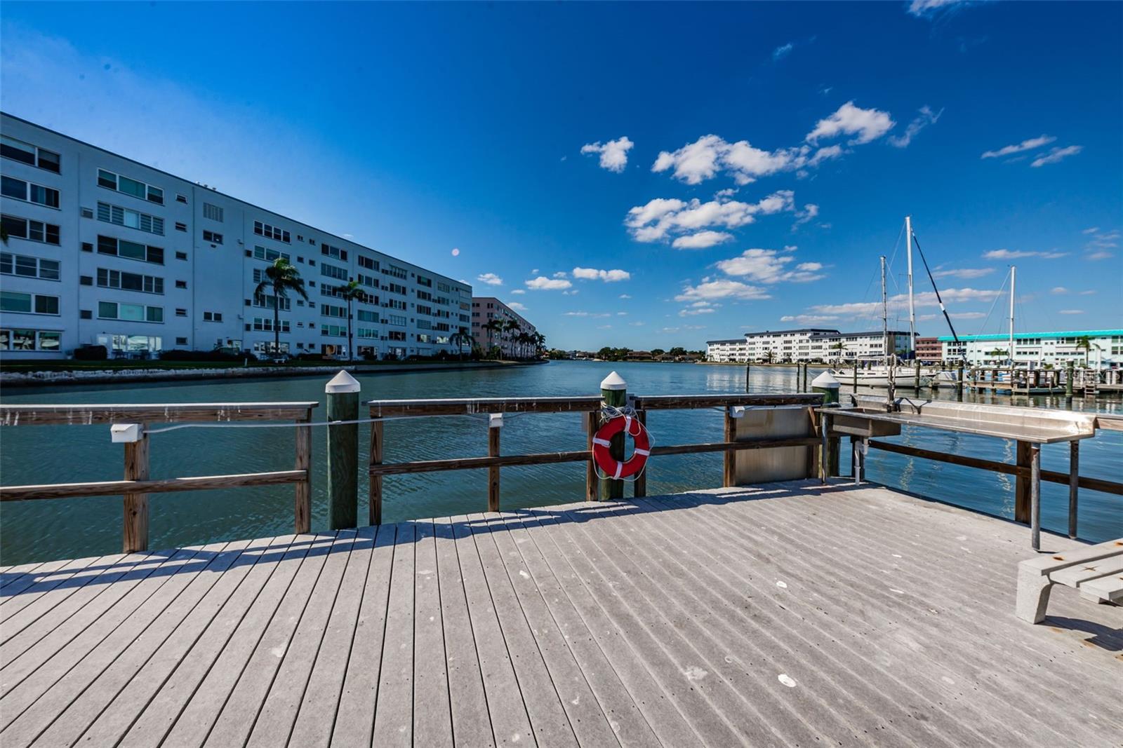 Image 73 of 77 For 5925 Shore Boulevard S 409