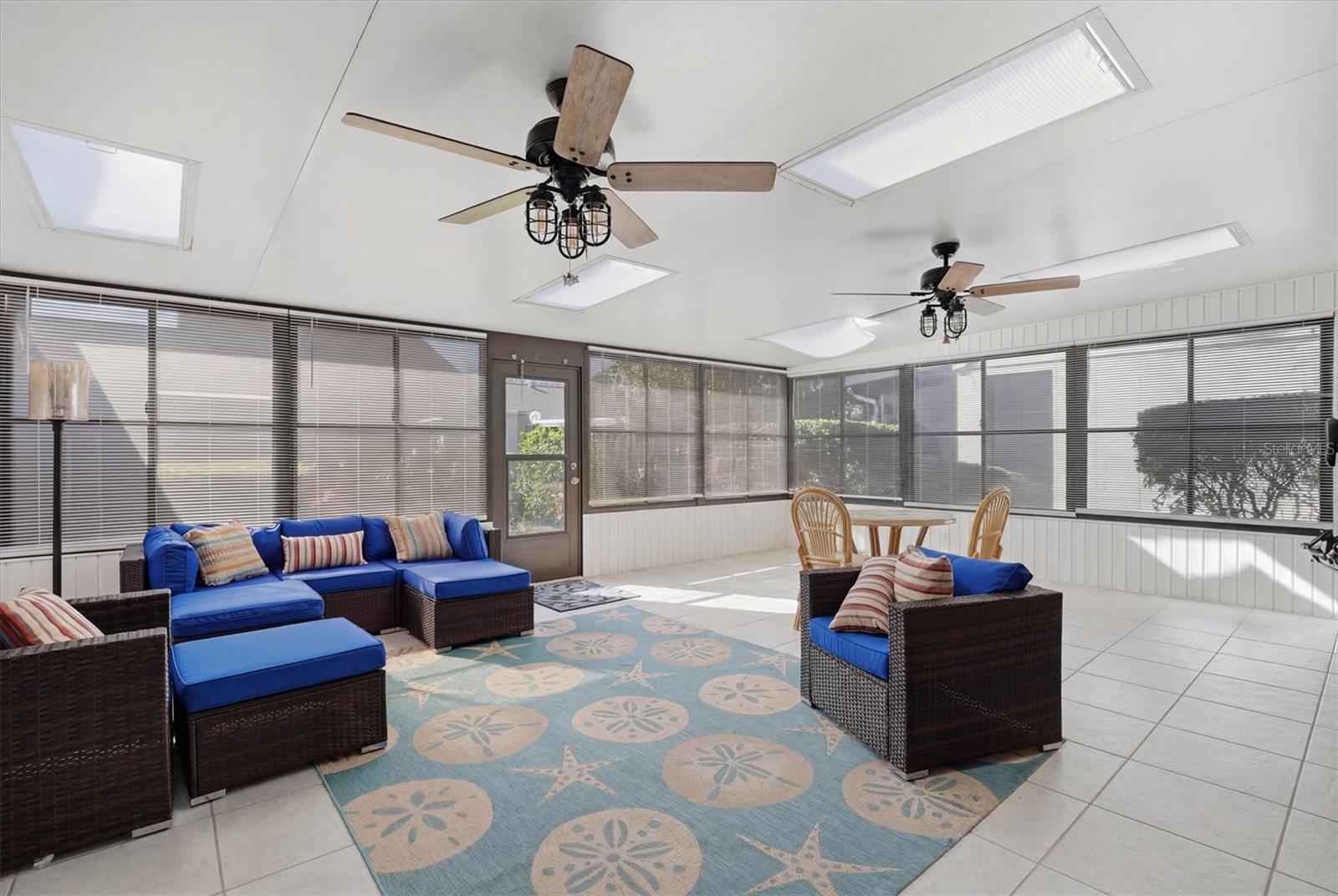 Image 10 of 63 For 36 Windrush Bay Drive 36