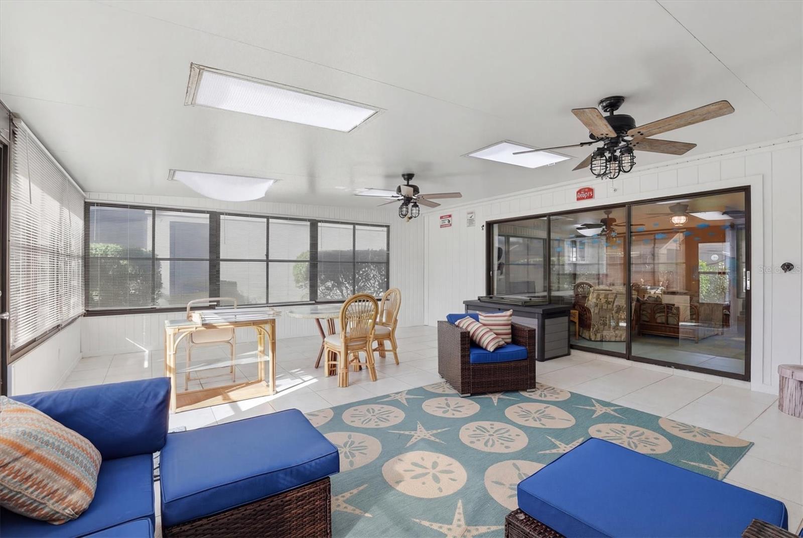 Image 11 of 63 For 36 Windrush Bay Drive 36