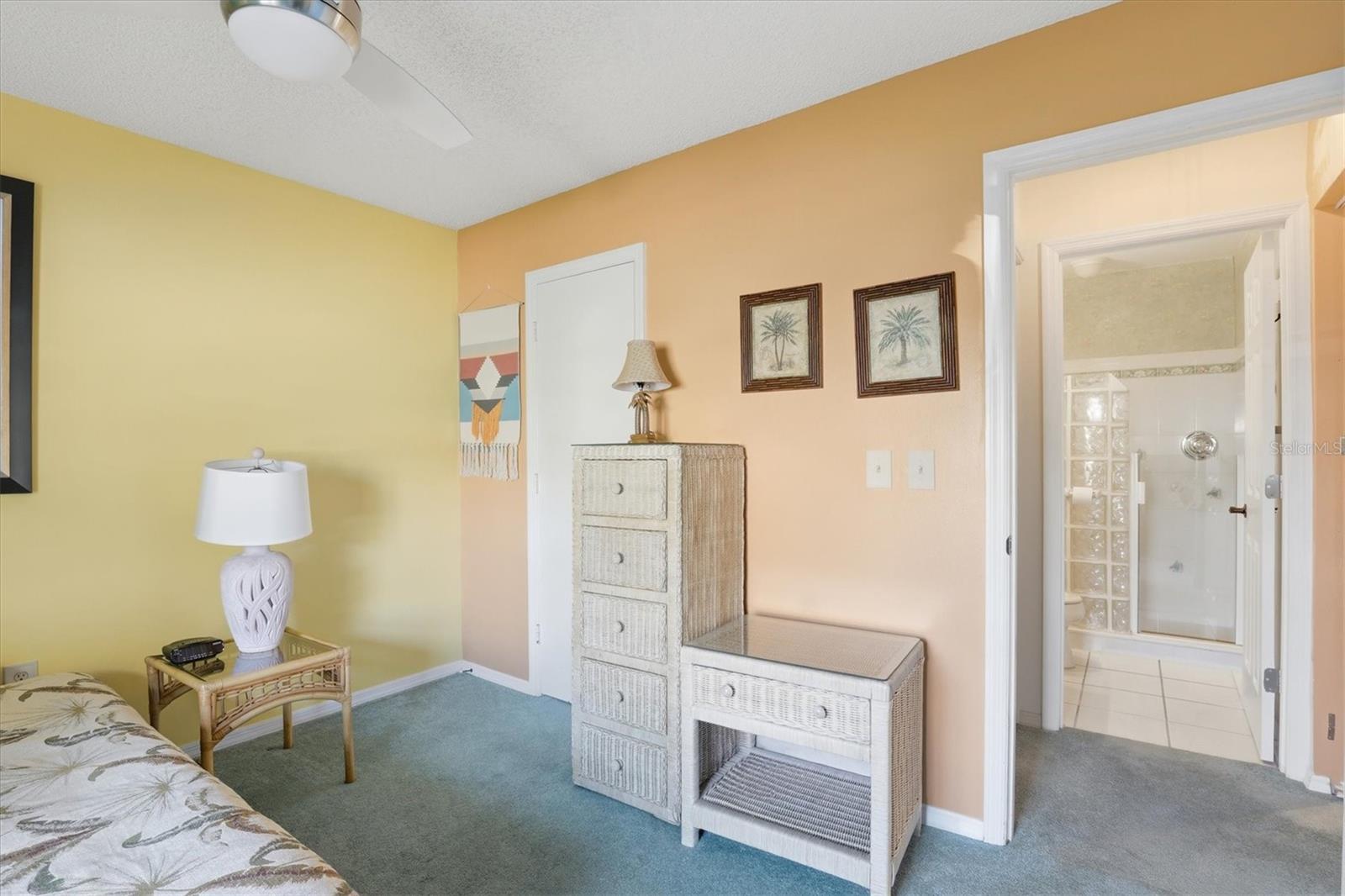 Image 21 of 63 For 36 Windrush Bay Drive 36