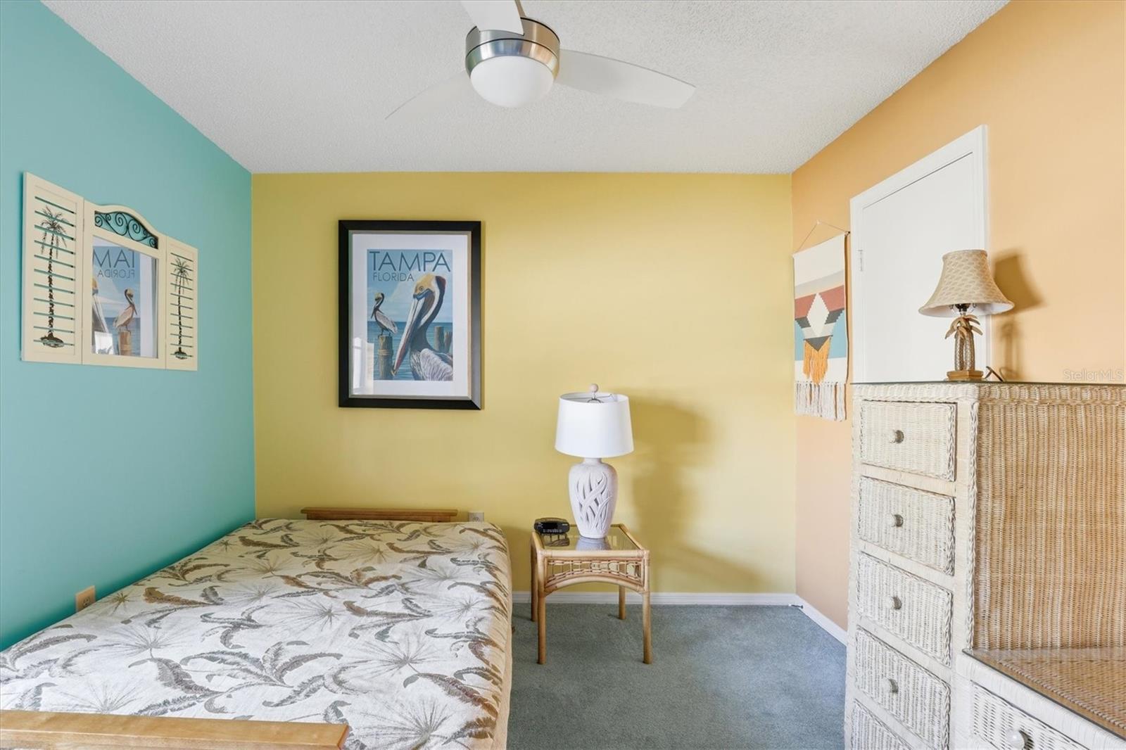 Image 23 of 63 For 36 Windrush Bay Drive 36