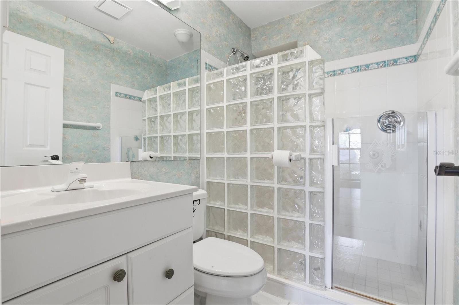 Image 25 of 63 For 36 Windrush Bay Drive 36