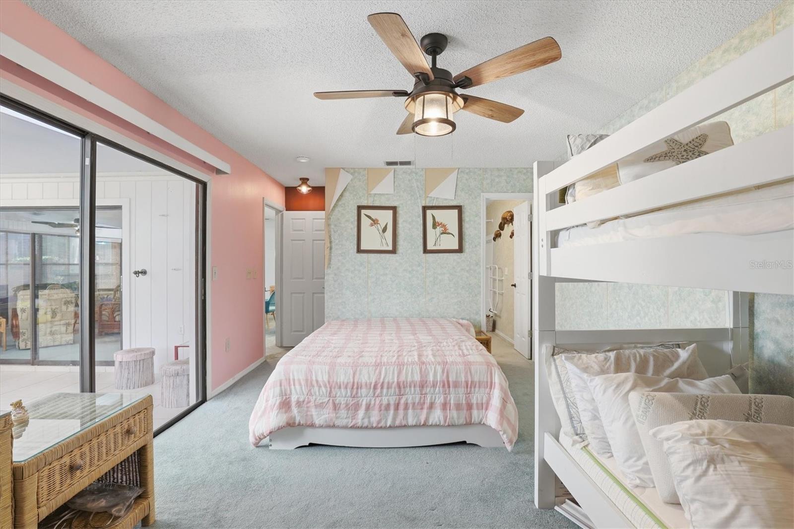 Image 27 of 63 For 36 Windrush Bay Drive 36