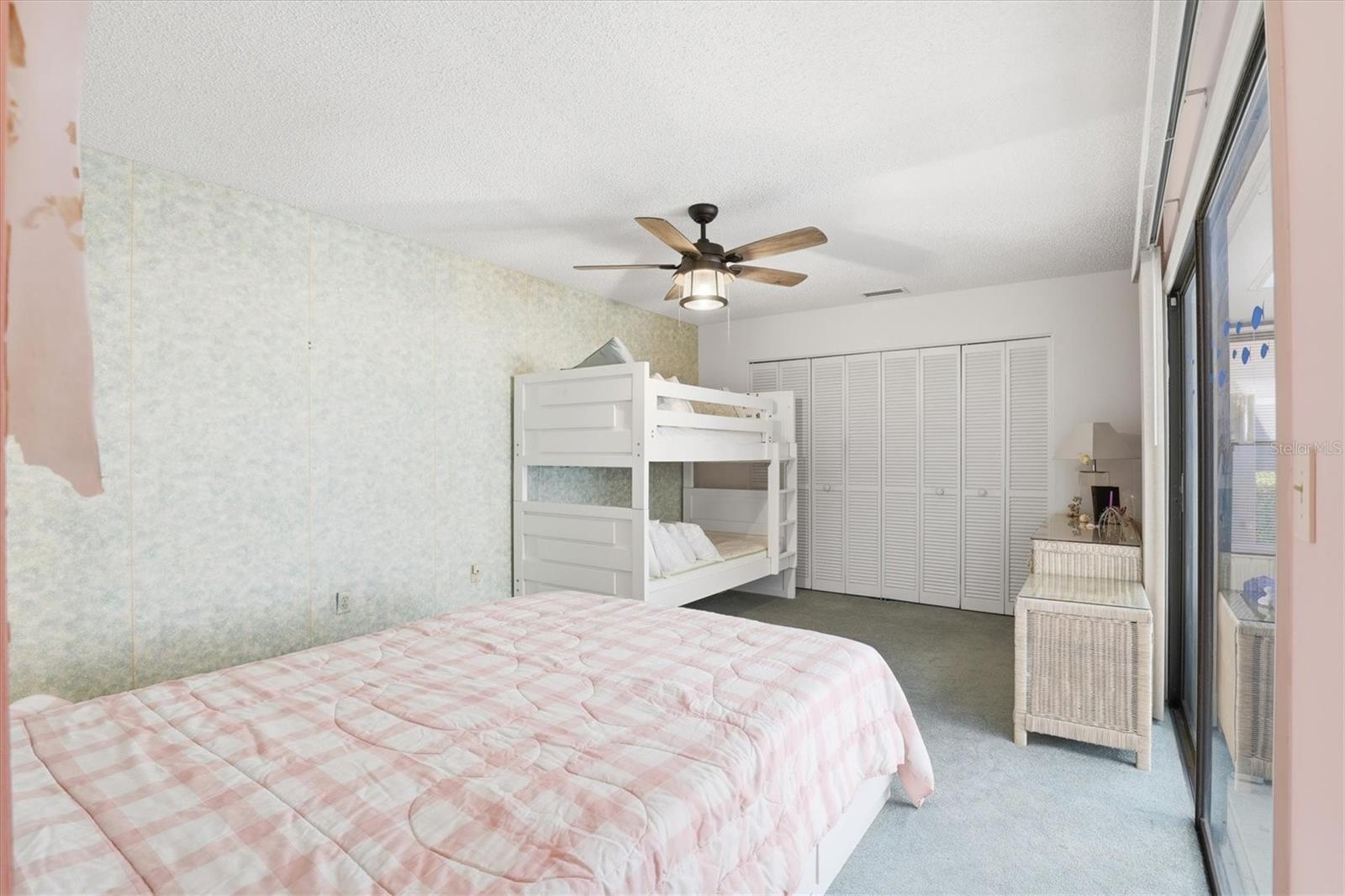 Image 28 of 63 For 36 Windrush Bay Drive 36