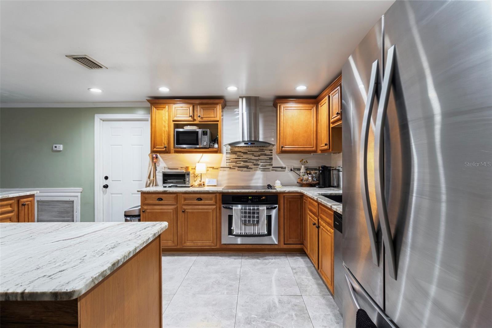 Image 10 of 30 For 3237 Sanford Drive