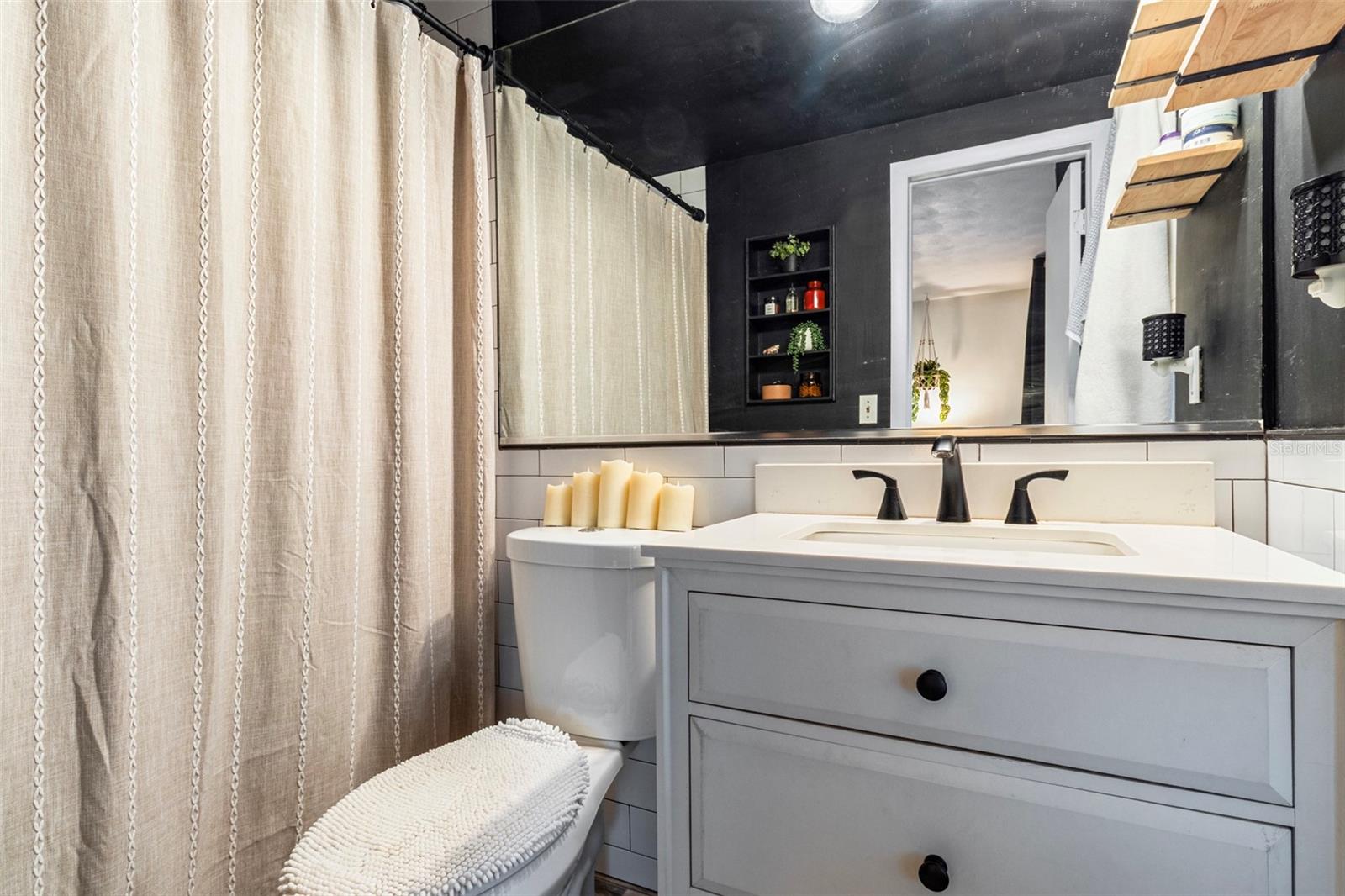 Image 16 of 30 For 3237 Sanford Drive