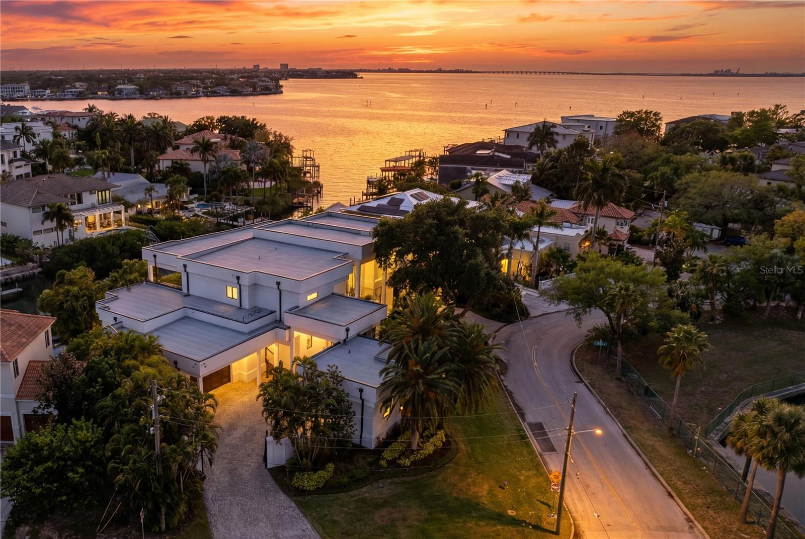 Details for 2 Sandpiper Road, TAMPA, FL 33609