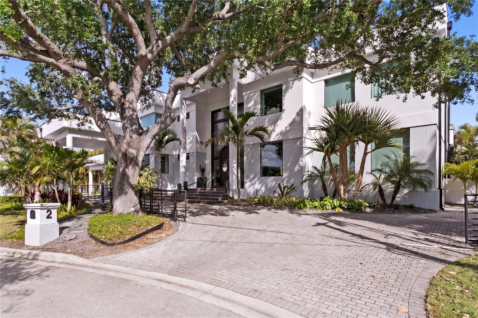 Image 2 of 87 For 2 Sandpiper Road