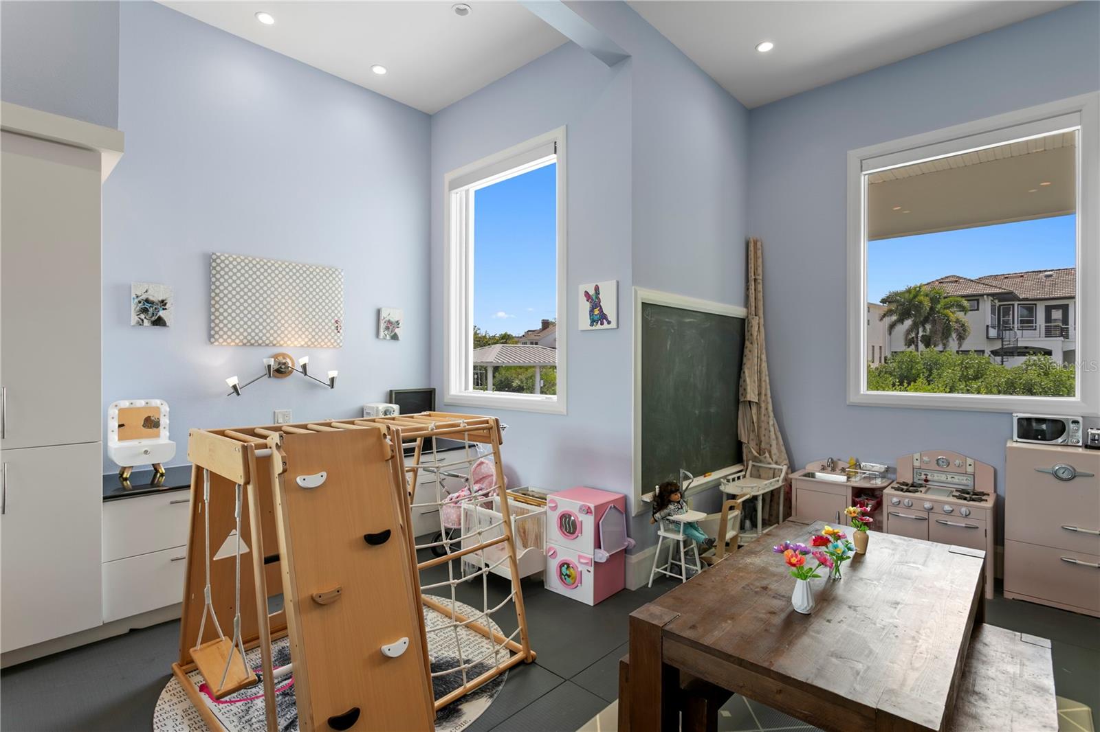 Image 33 of 87 For 2 Sandpiper Road