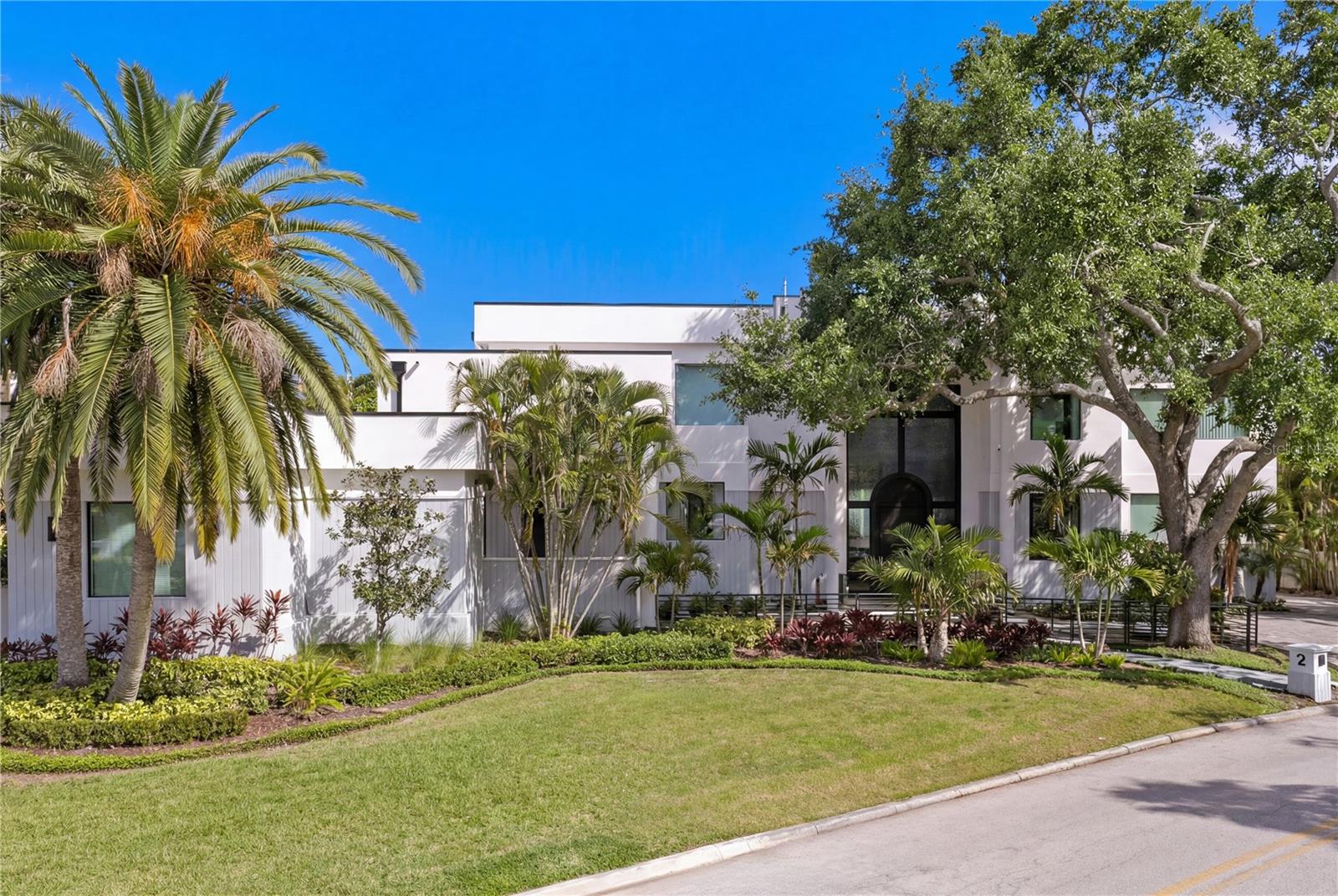 Image 4 of 87 For 2 Sandpiper Road