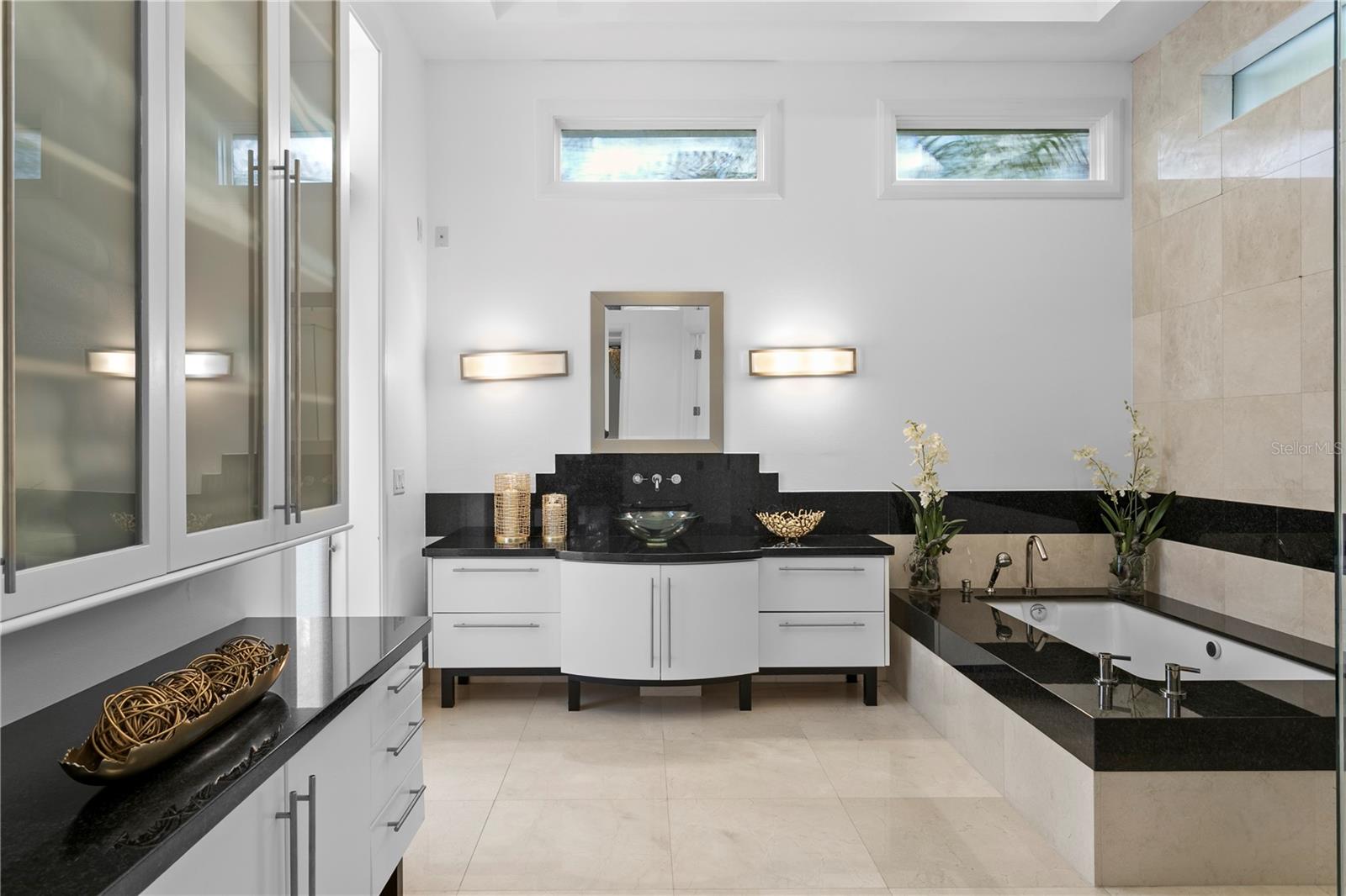 Image 40 of 87 For 2 Sandpiper Road