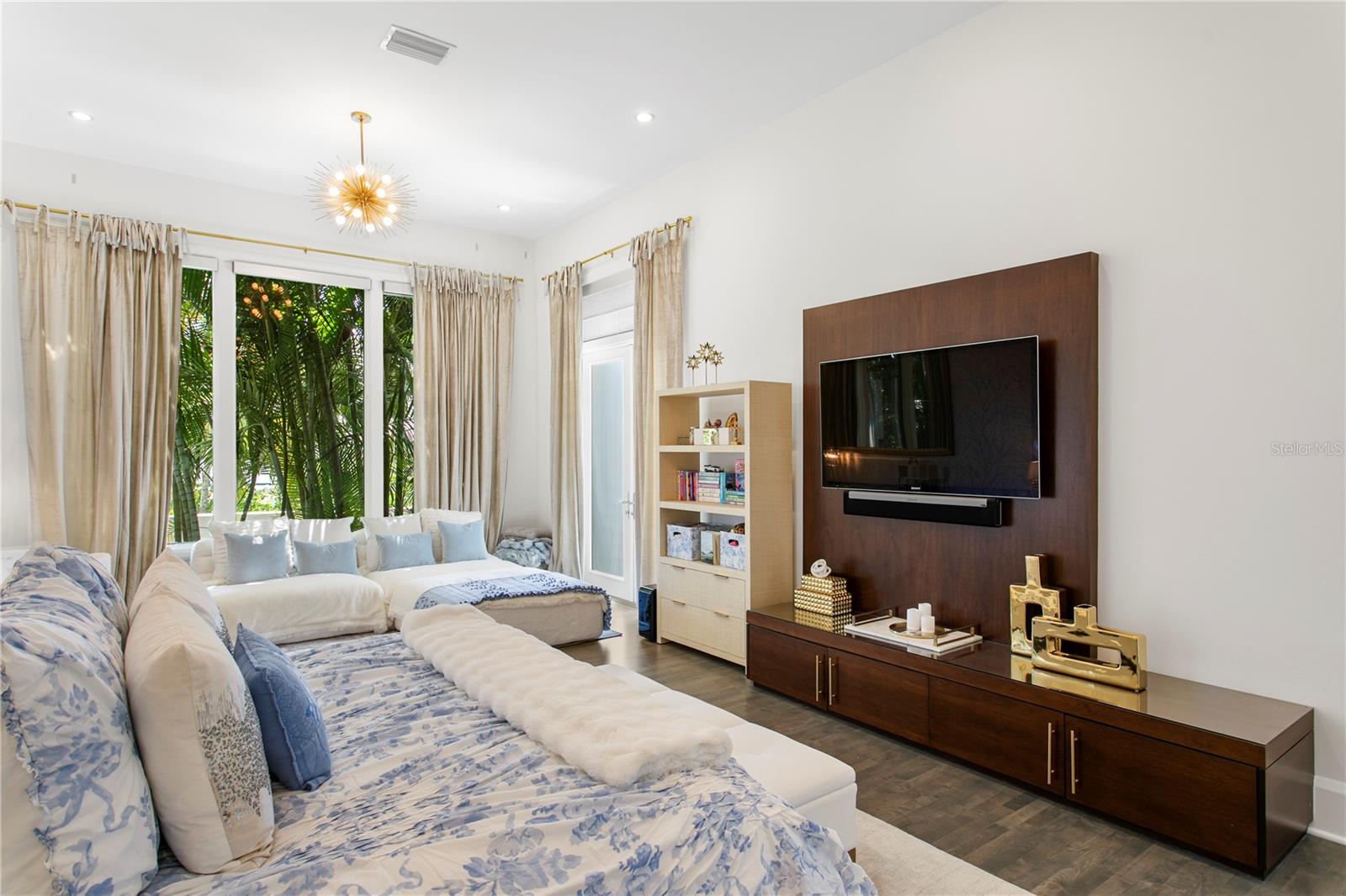 Image 43 of 87 For 2 Sandpiper Road