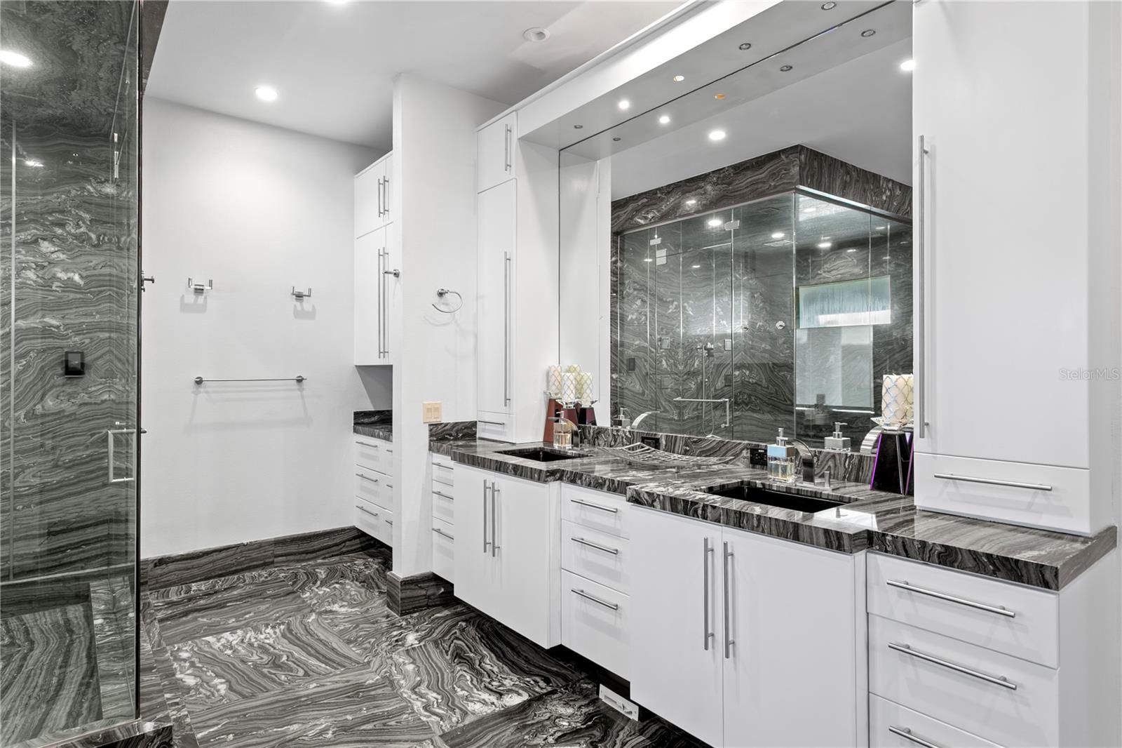 Image 54 of 87 For 2 Sandpiper Road