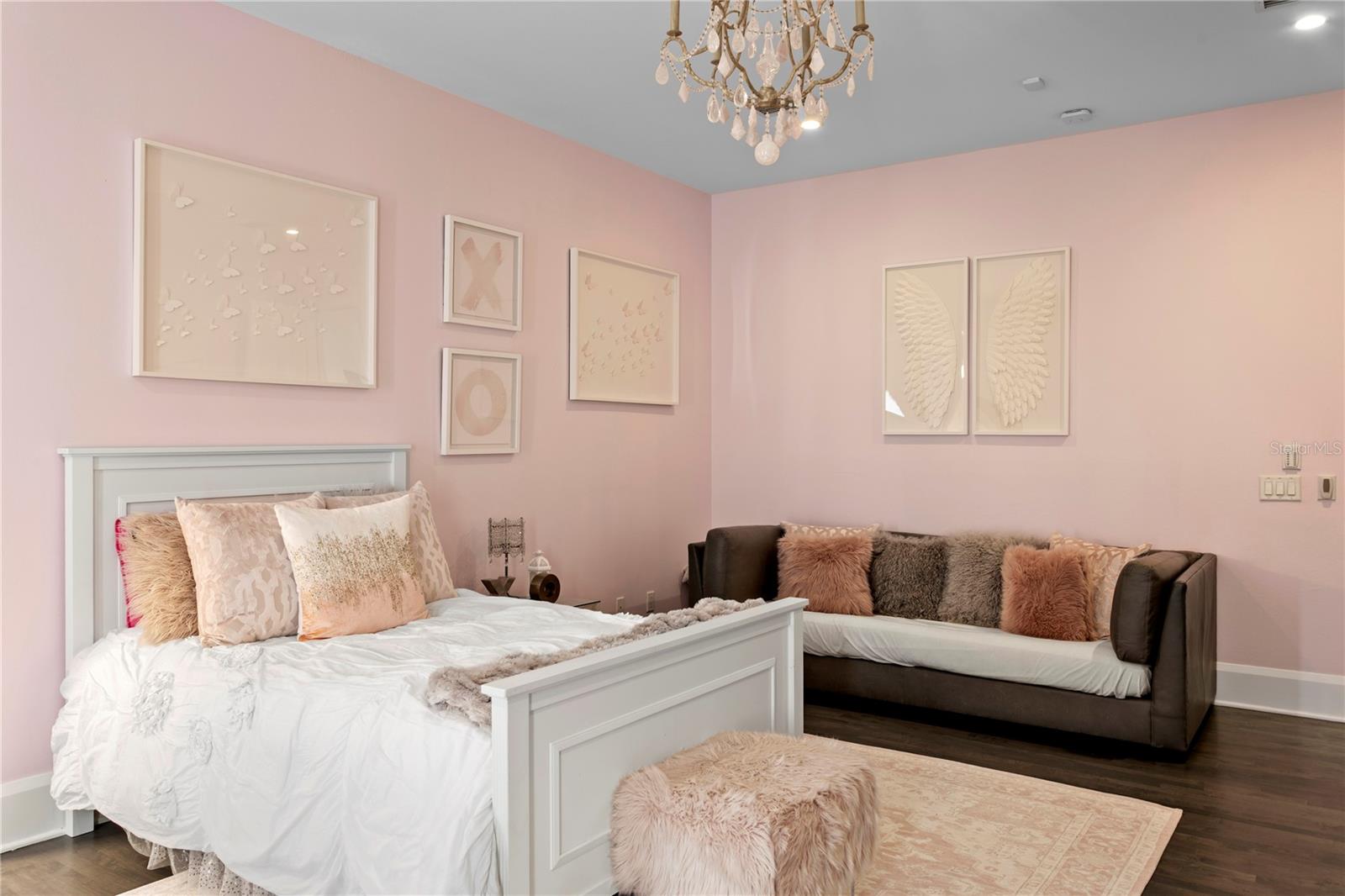 Image 63 of 87 For 2 Sandpiper Road