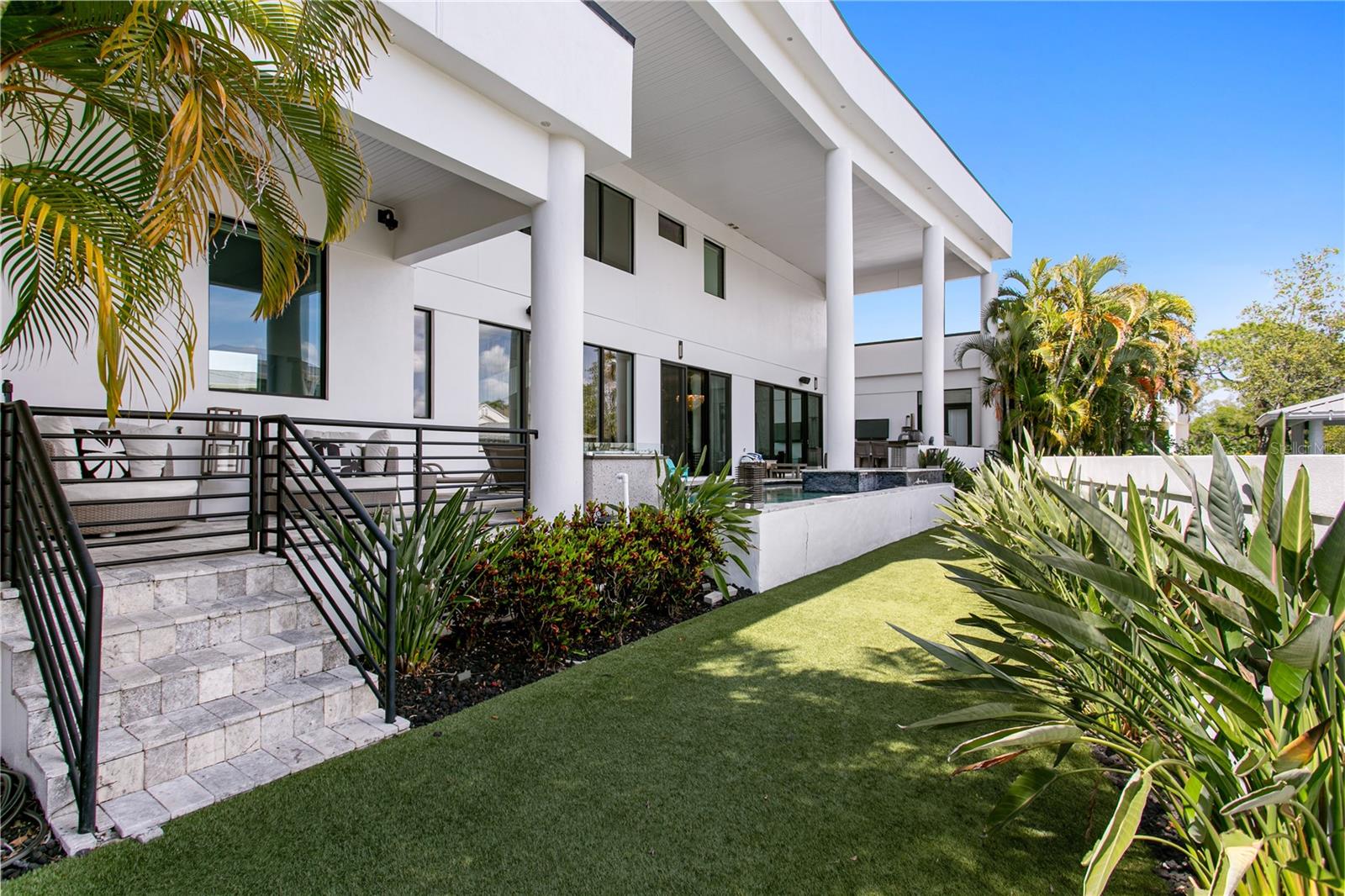 Image 76 of 87 For 2 Sandpiper Road