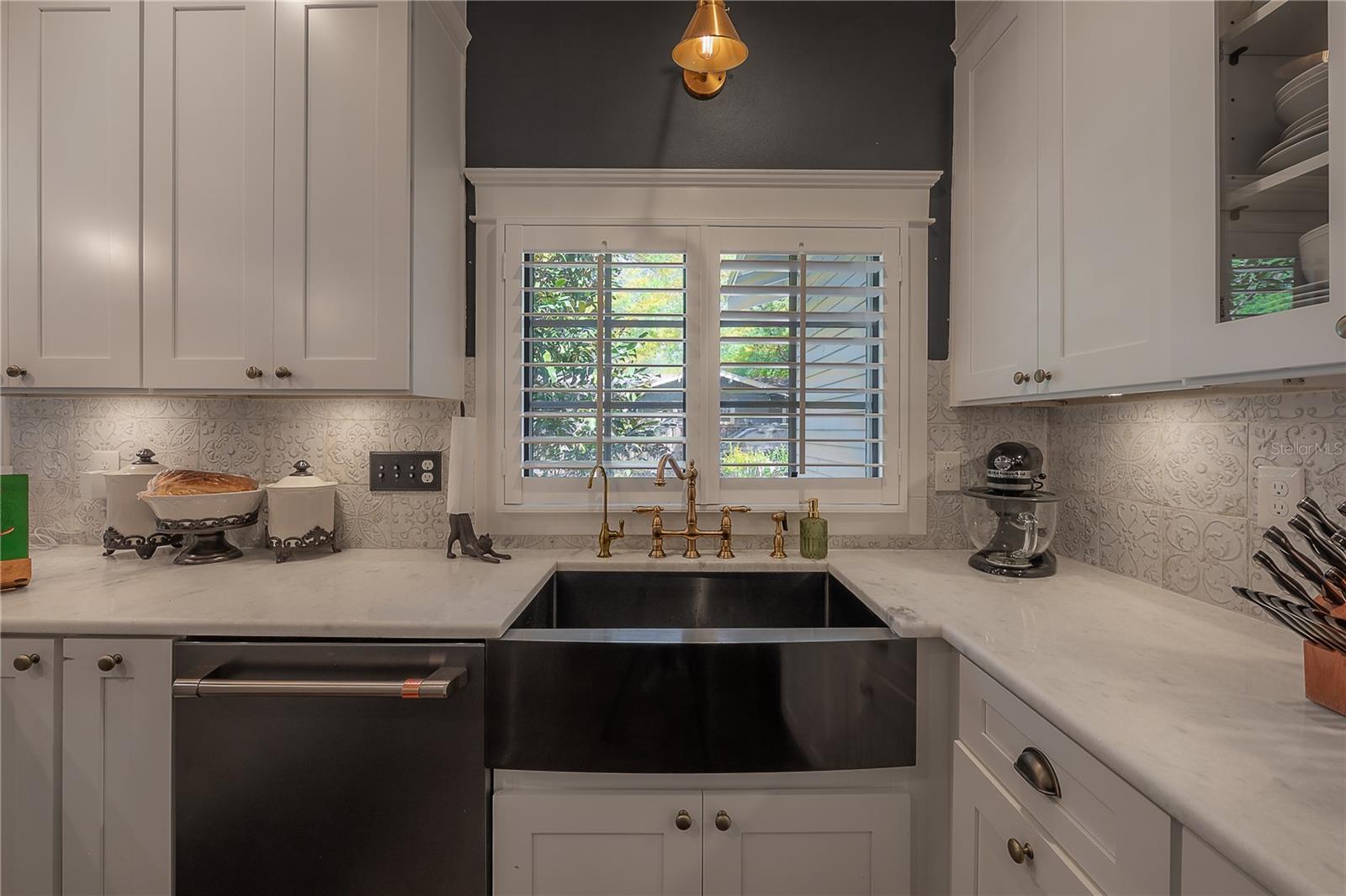 Image 25 of 73 For 6009 Suwanee Avenue