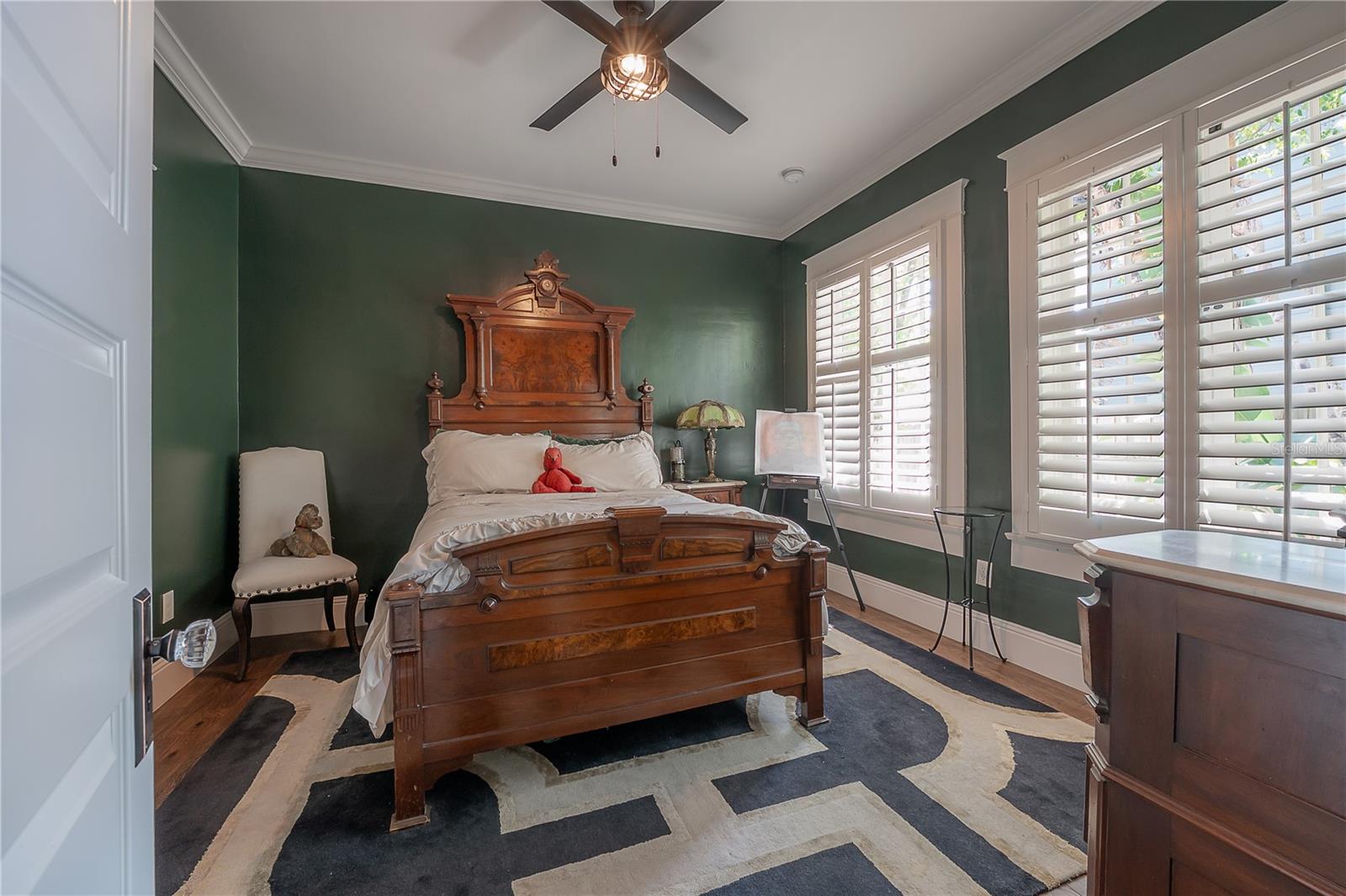 Image 54 of 73 For 6009 Suwanee Avenue