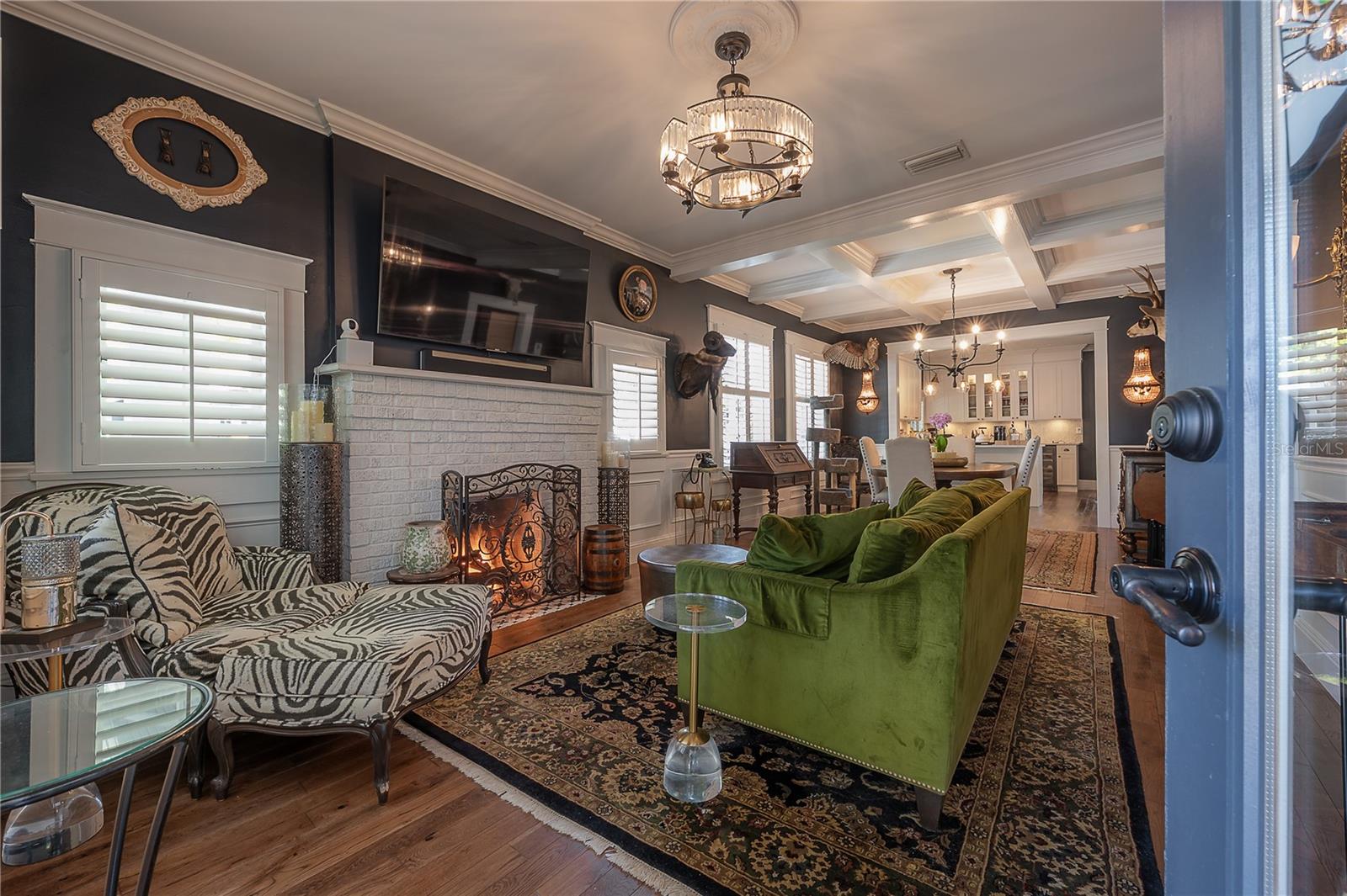 Image 9 of 73 For 6009 Suwanee Avenue