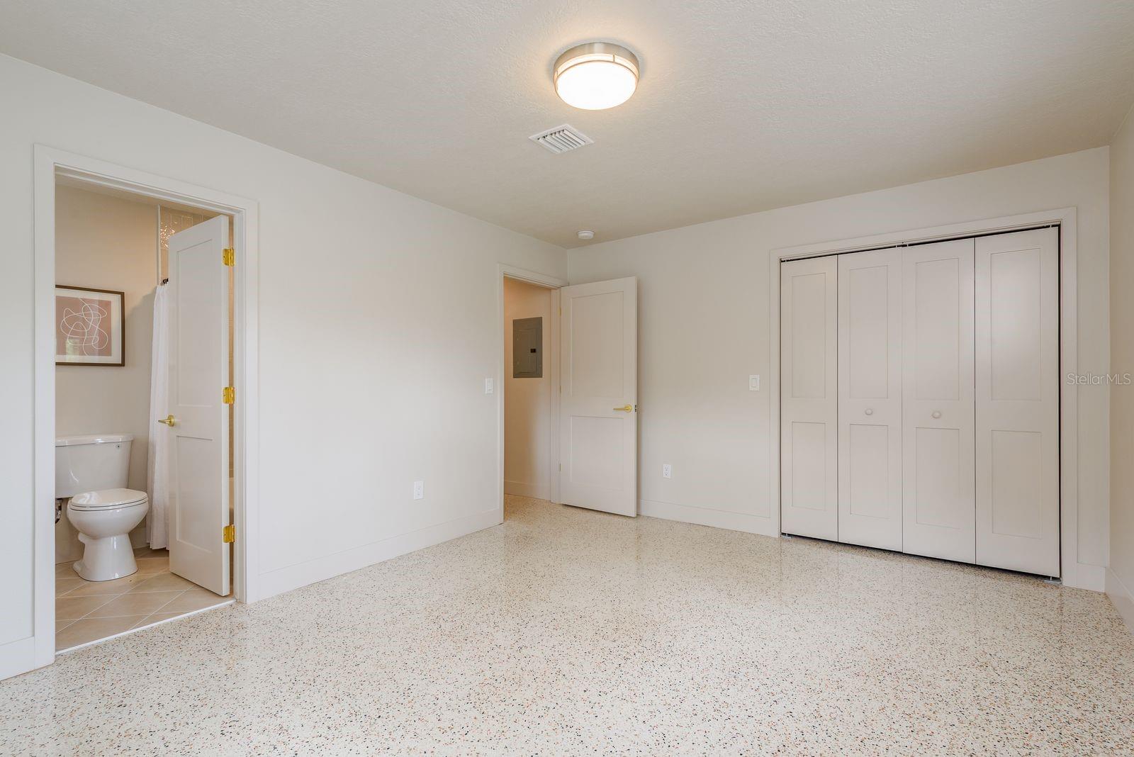 Image 40 of 61 For 2347 Watrous Drive