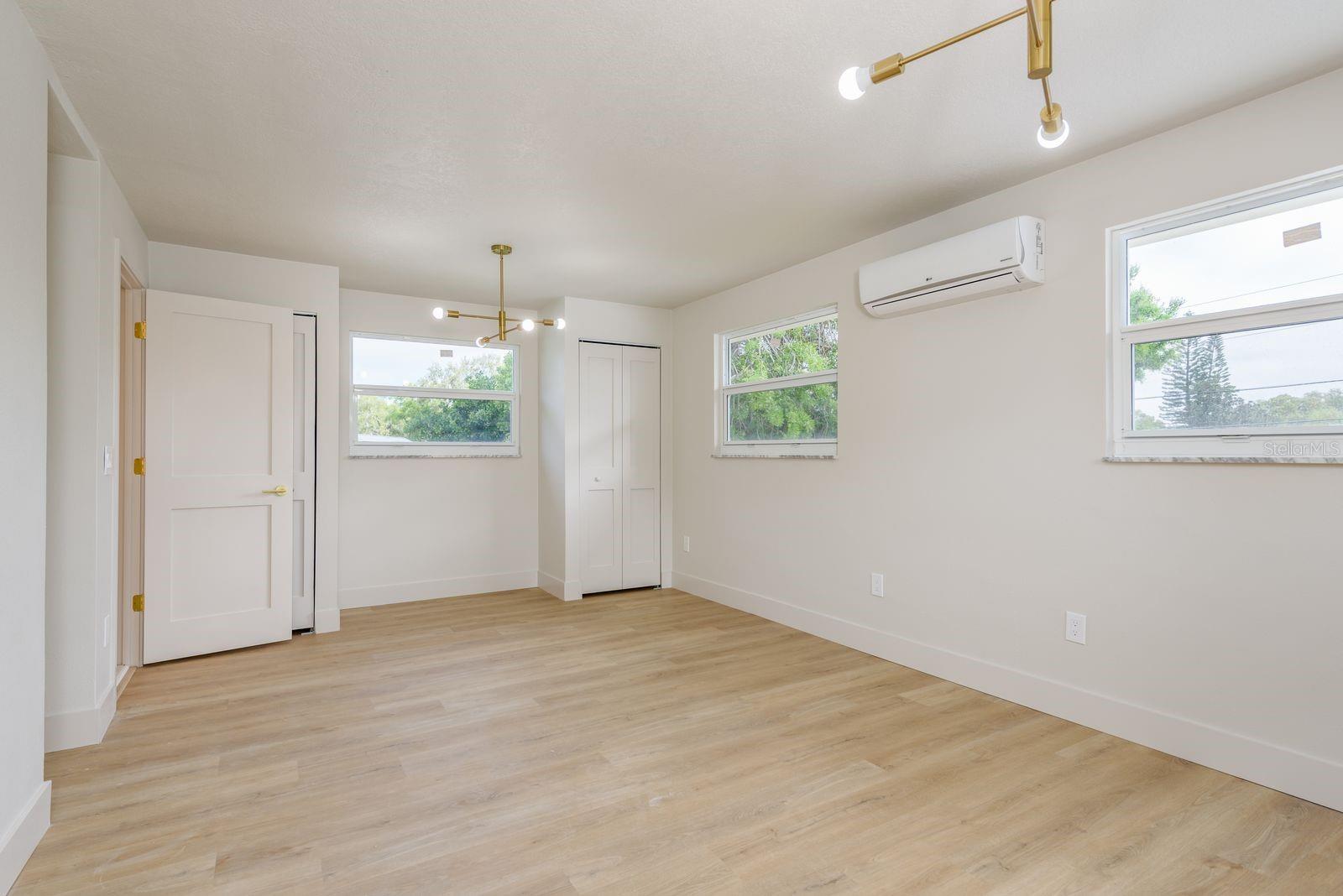 Image 43 of 61 For 2347 Watrous Drive