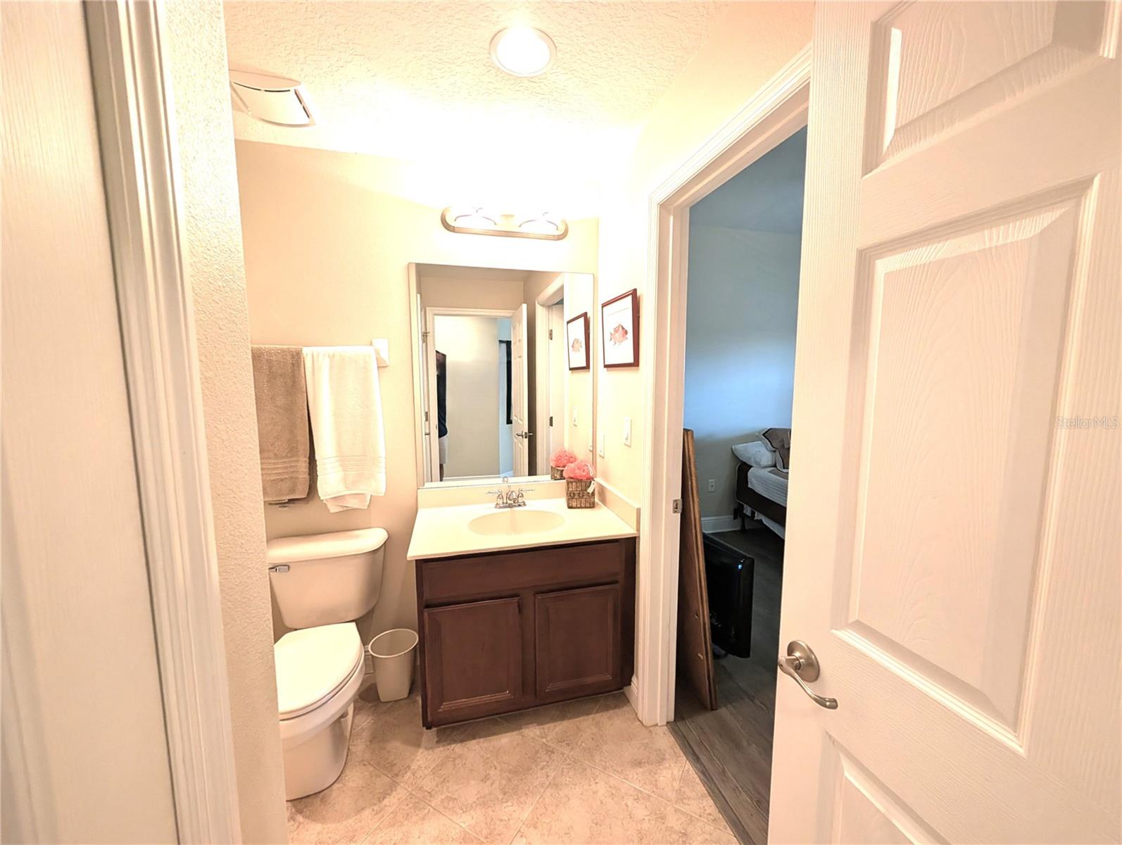 Image 31 of 50 For 7070 Key Haven Road 602