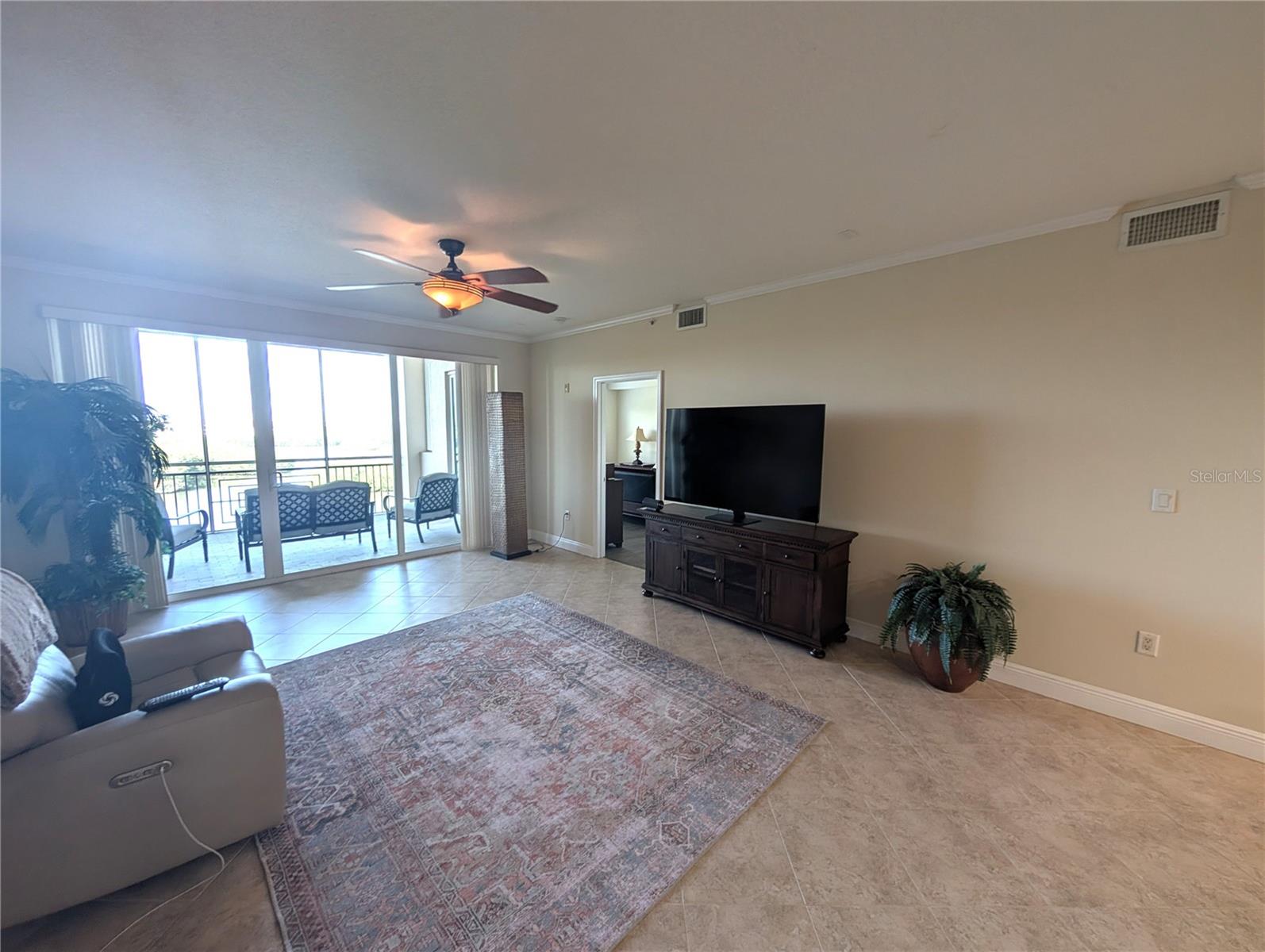 Image 33 of 50 For 7070 Key Haven Road 602