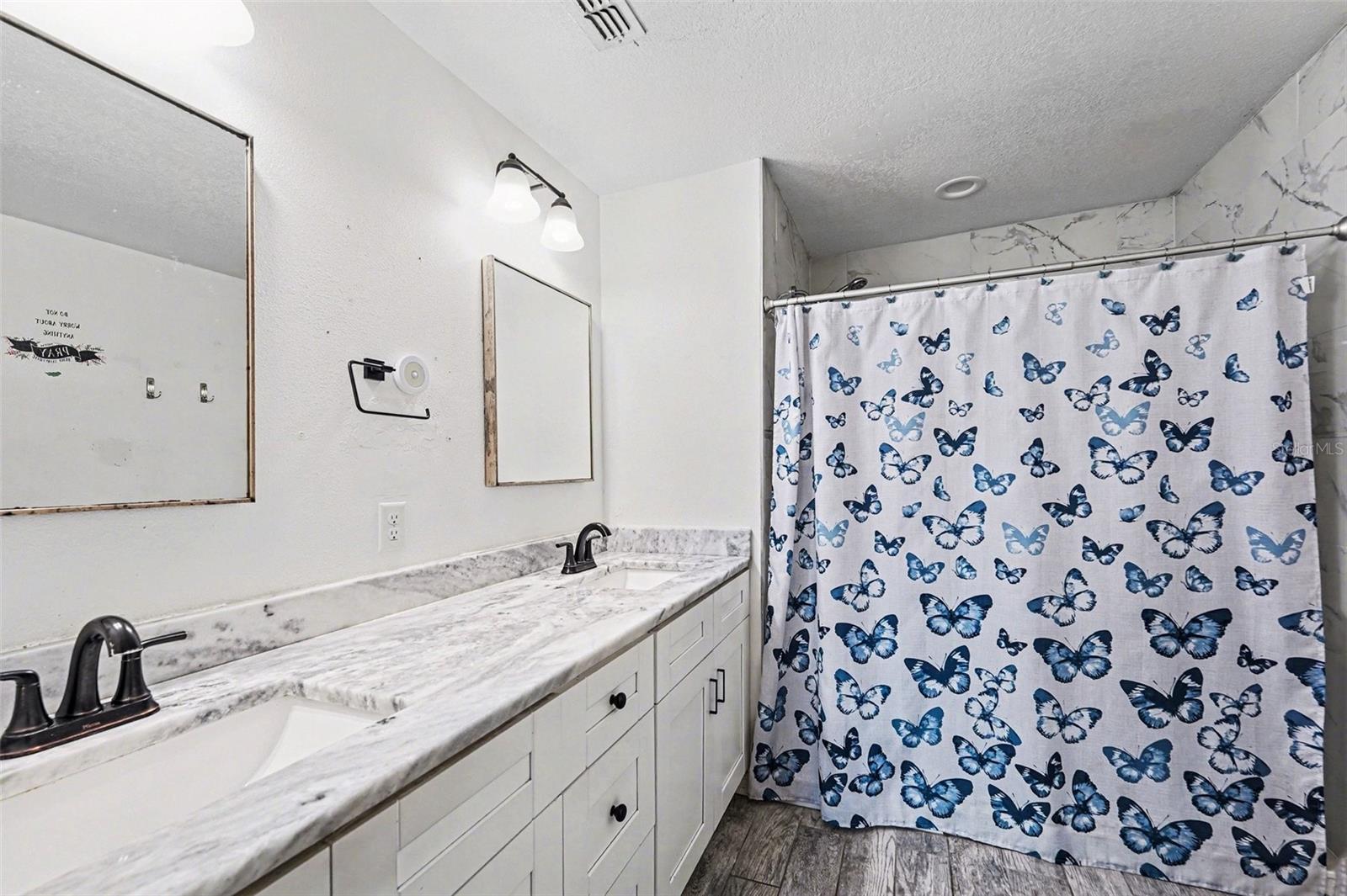 Image 15 of 20 For 4014 Mclane Drive