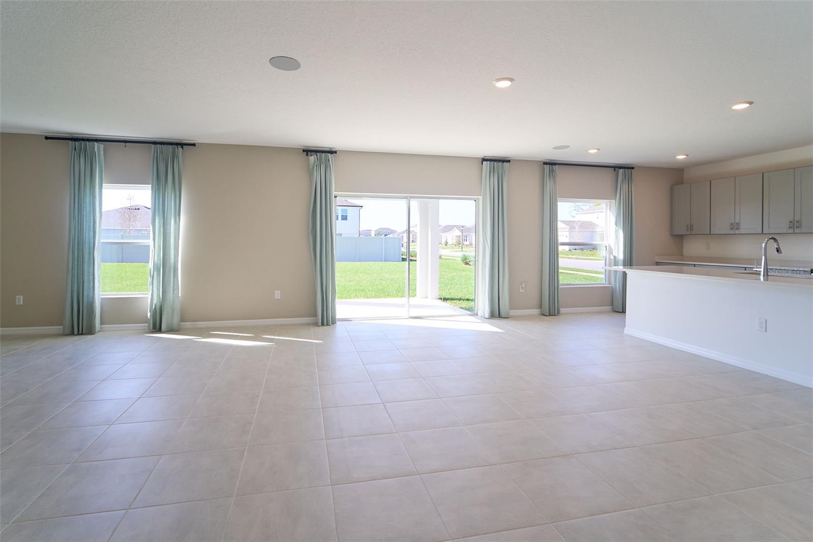 Image 13 of 72 For 2575 Driftwood Street