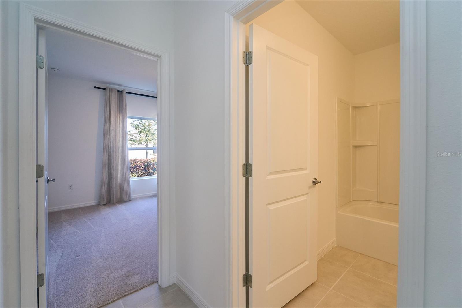 Image 14 of 72 For 2575 Driftwood Street